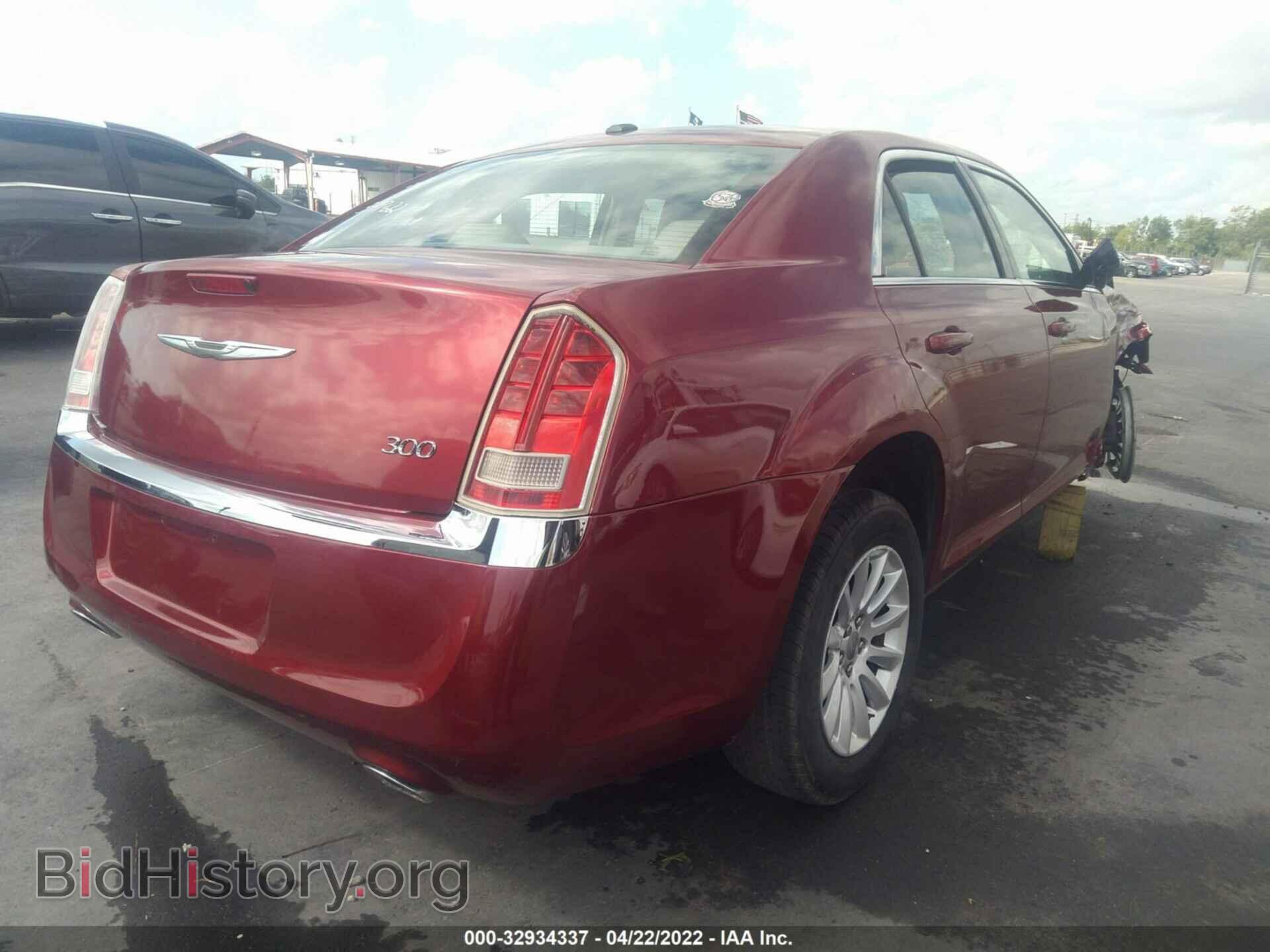 2014 CHRYSLER 300 - VIN: 2C3CCAAG3EH119464 - Фото 4