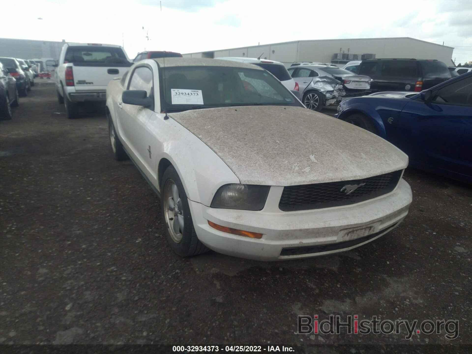 Photo 1ZVFT80NX75257821 - FORD MUSTANG 2007