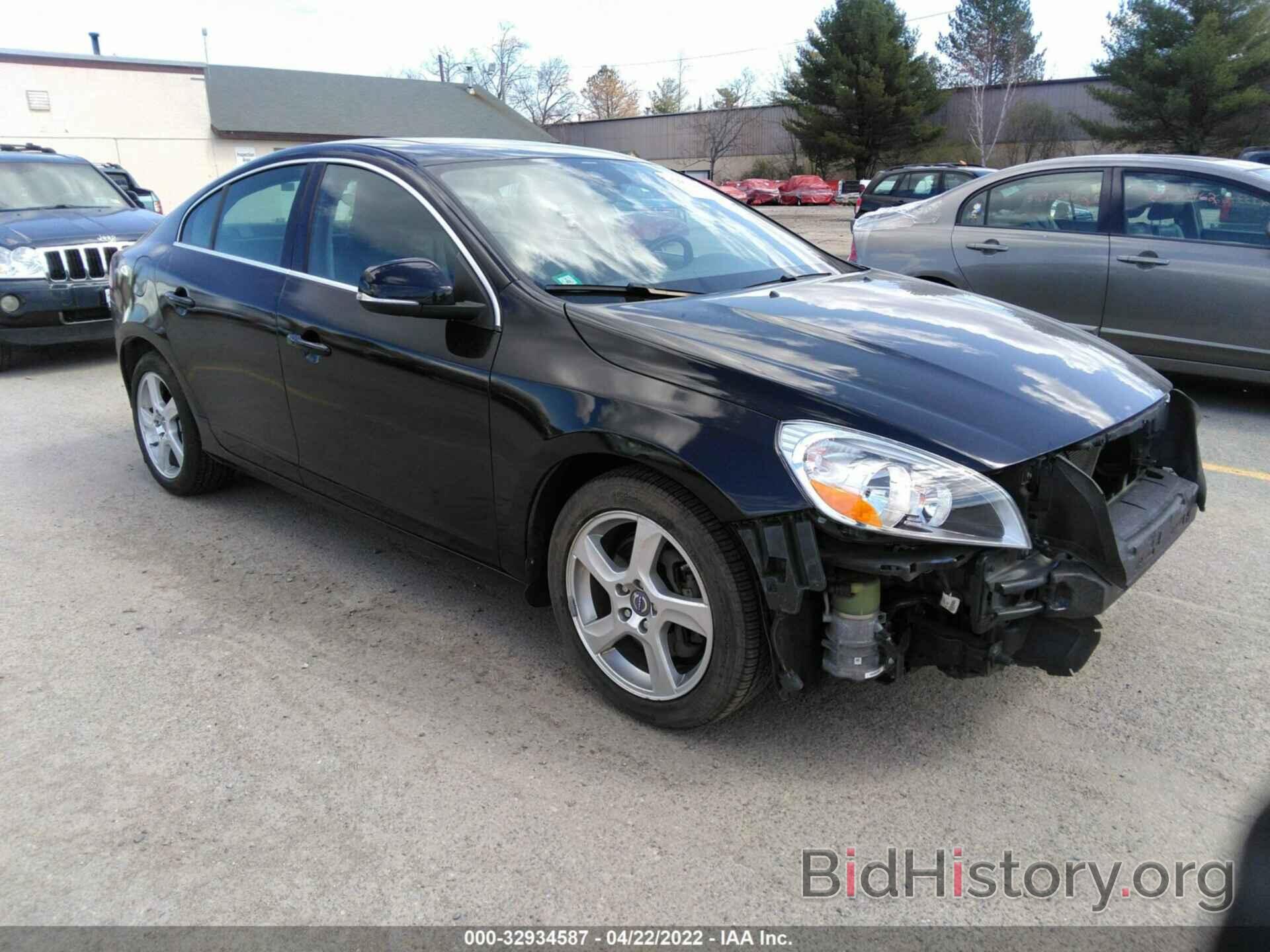 Photo YV1612FH0D2176194 - VOLVO S60 2013