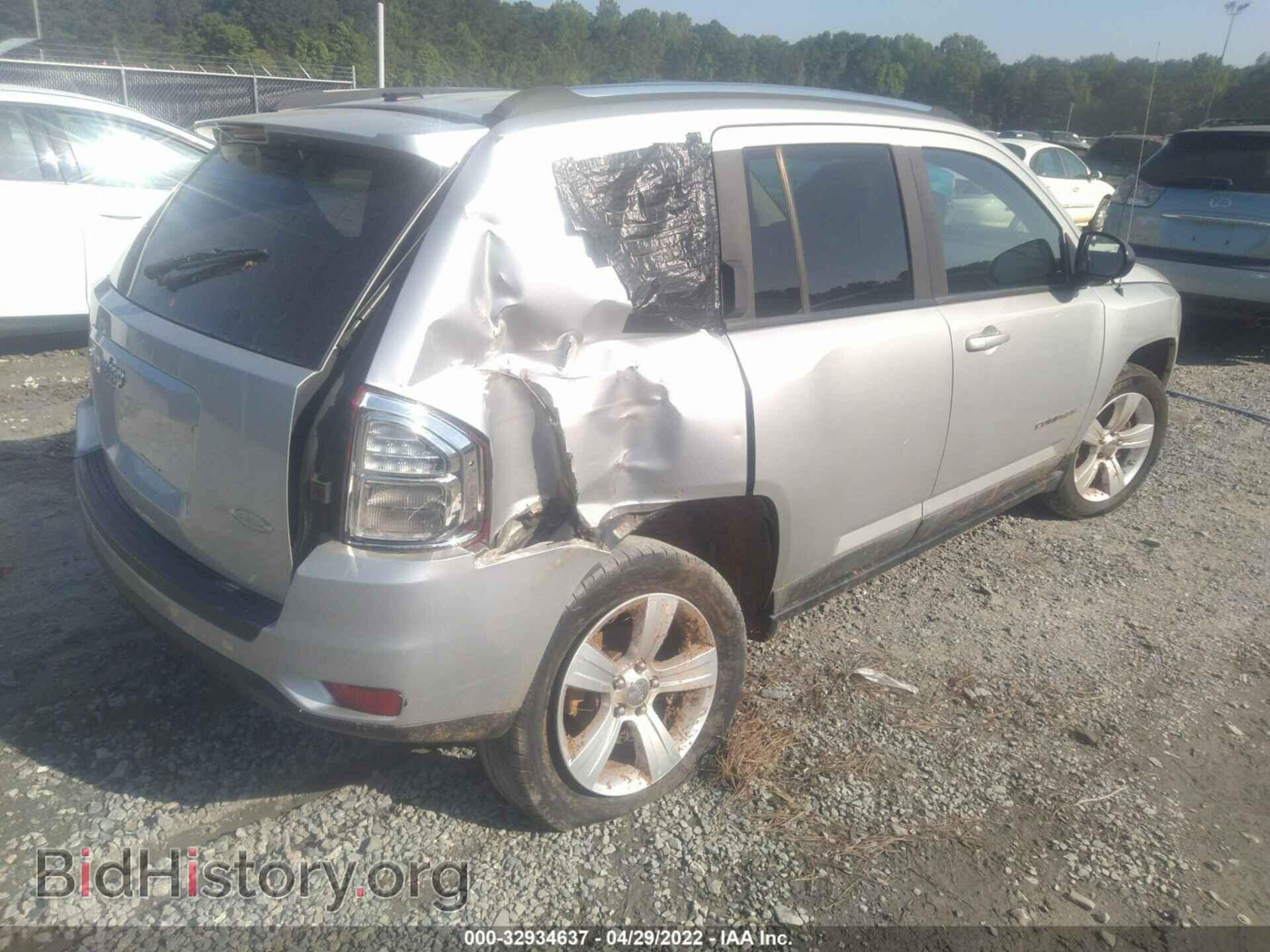 2011 JEEP COMPASS - VIN: 1J4NF1FB5BD210974 - Photo 4