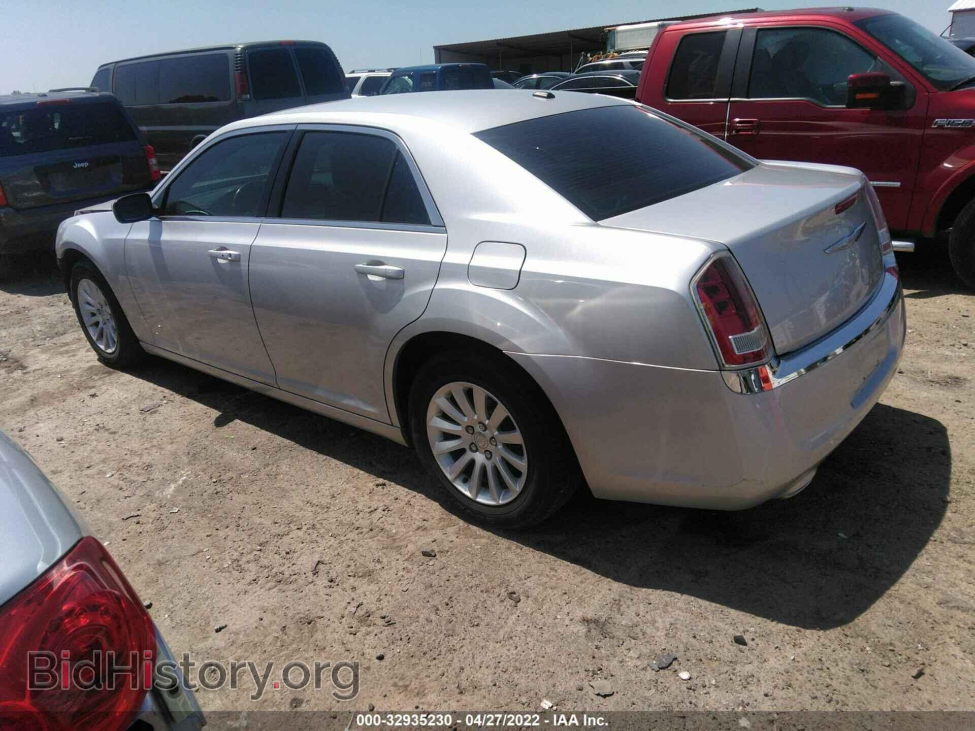 2012 CHRYSLER 300 - VIN: 2C3CCAAG1CH166747 - Photo 3