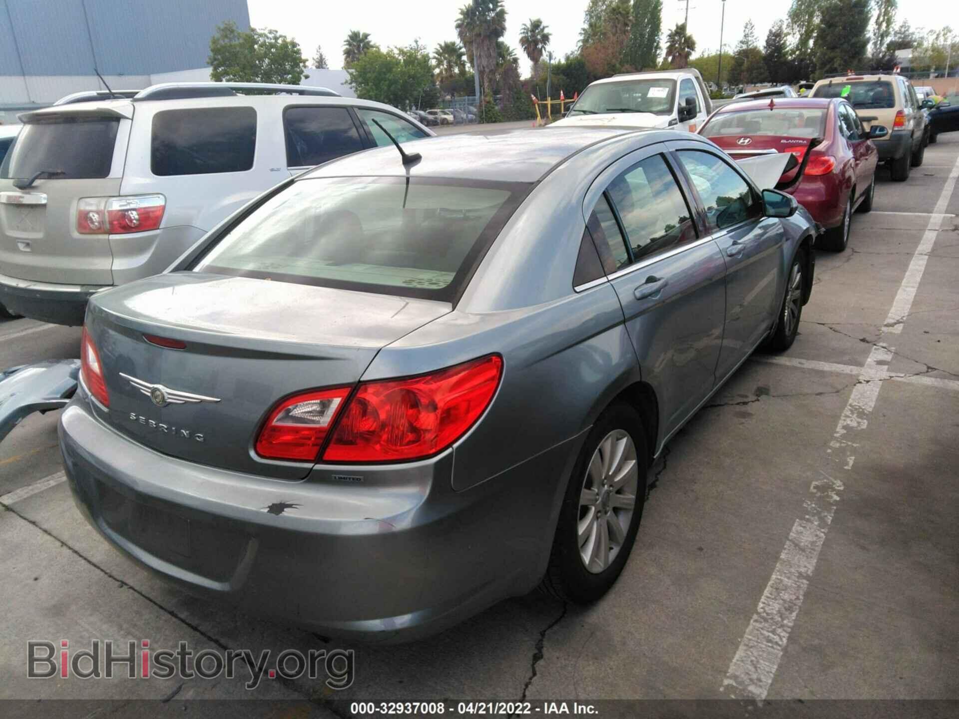 2010 CHRYSLER SEBRING - VIN: 1C3CC5FB6AN220116 - Фото 4