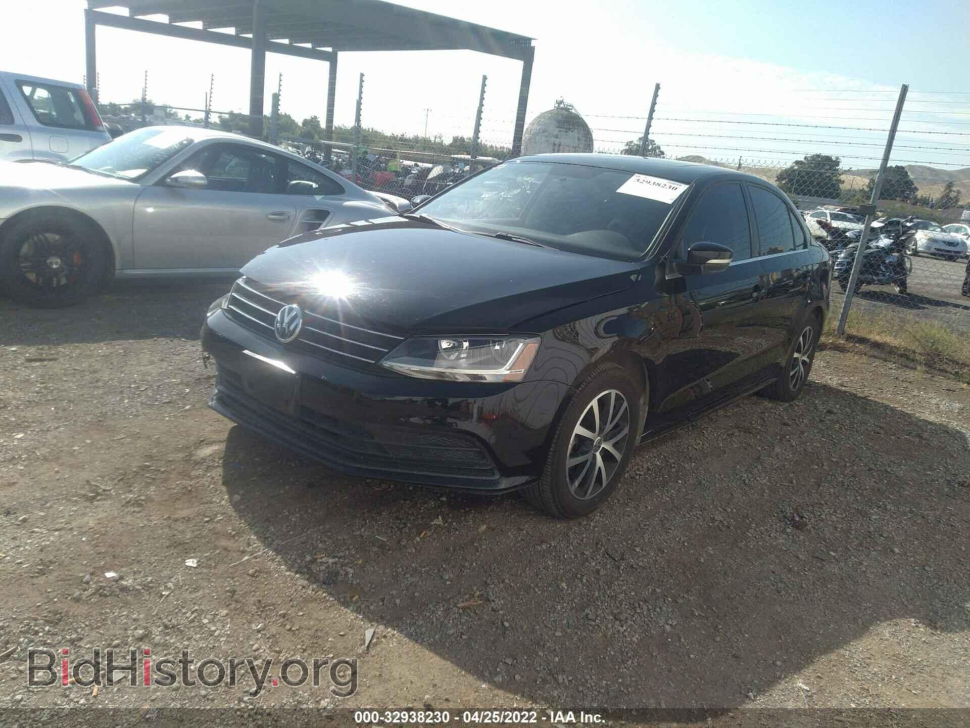 2017 VOLKSWAGEN JETTA - VIN: 3VWDB7AJ7HM227087 - Фото 2