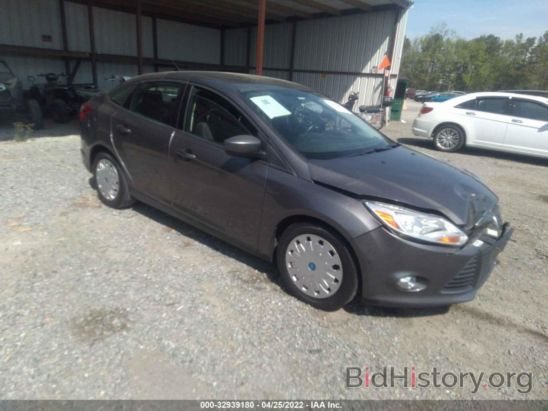 Photo 1FAHP3F27CL194110 - FORD FOCUS 2012