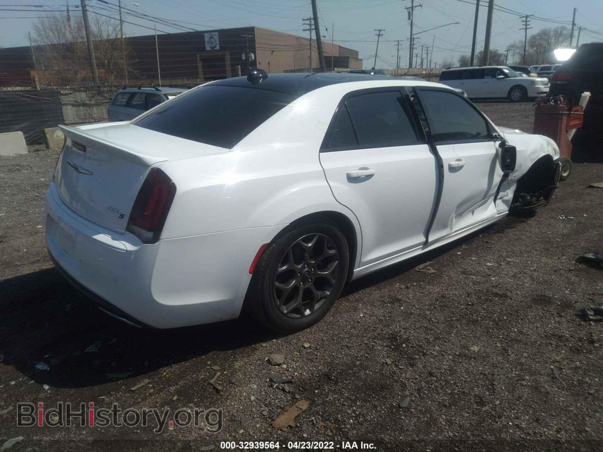 2018 CHRYSLER 300 - VIN: 2C3CCAGG1JH120467 - Фото 4