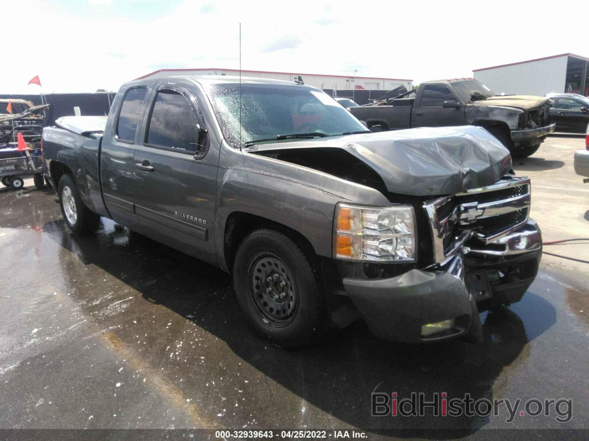 Photo 1GCRCSE07BZ429413 - CHEVROLET SILVERADO 1500 2011