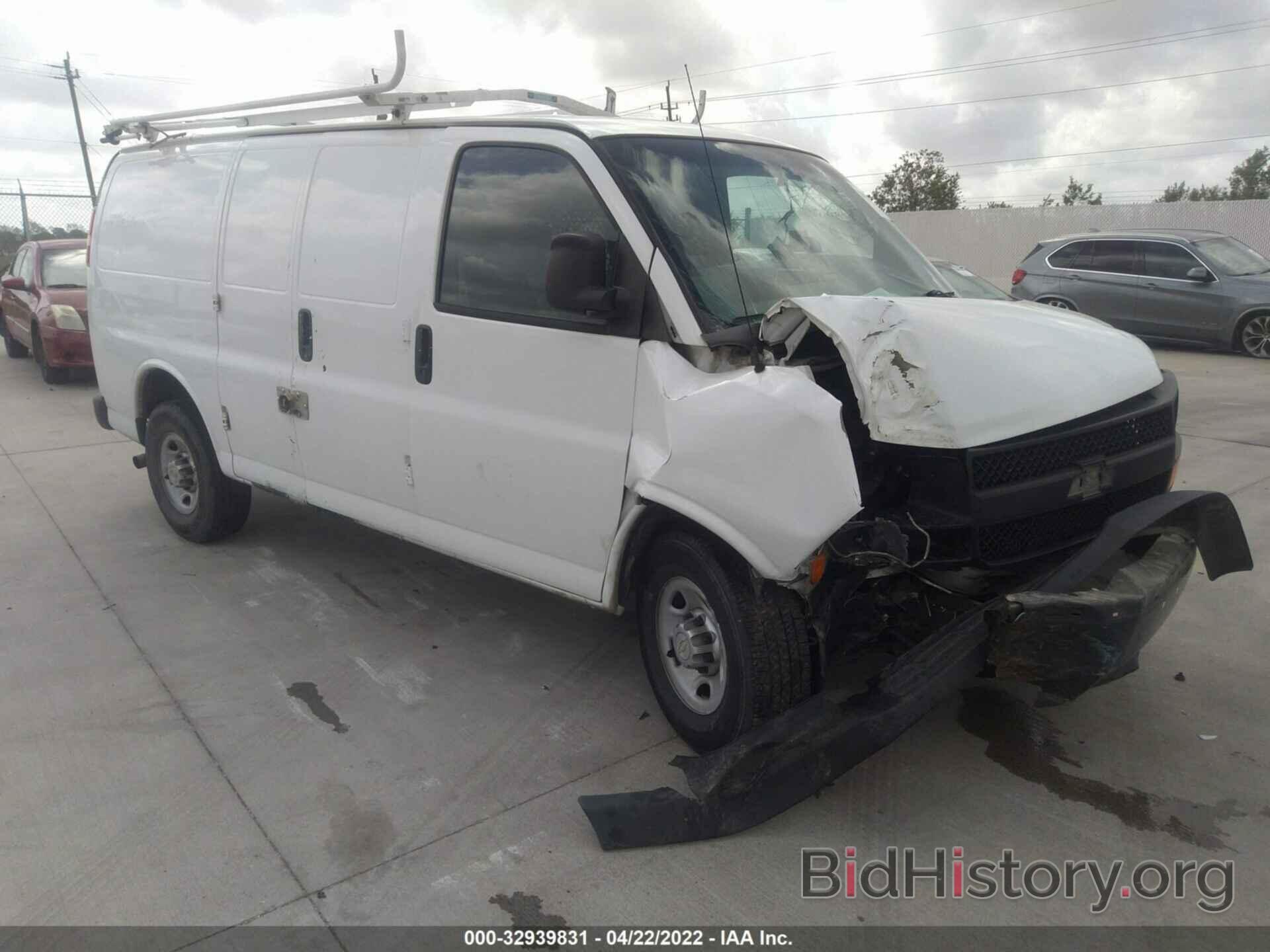 Photo 1GCWGFBA5D1115272 - CHEVROLET EXPRESS CARGO VAN 2013