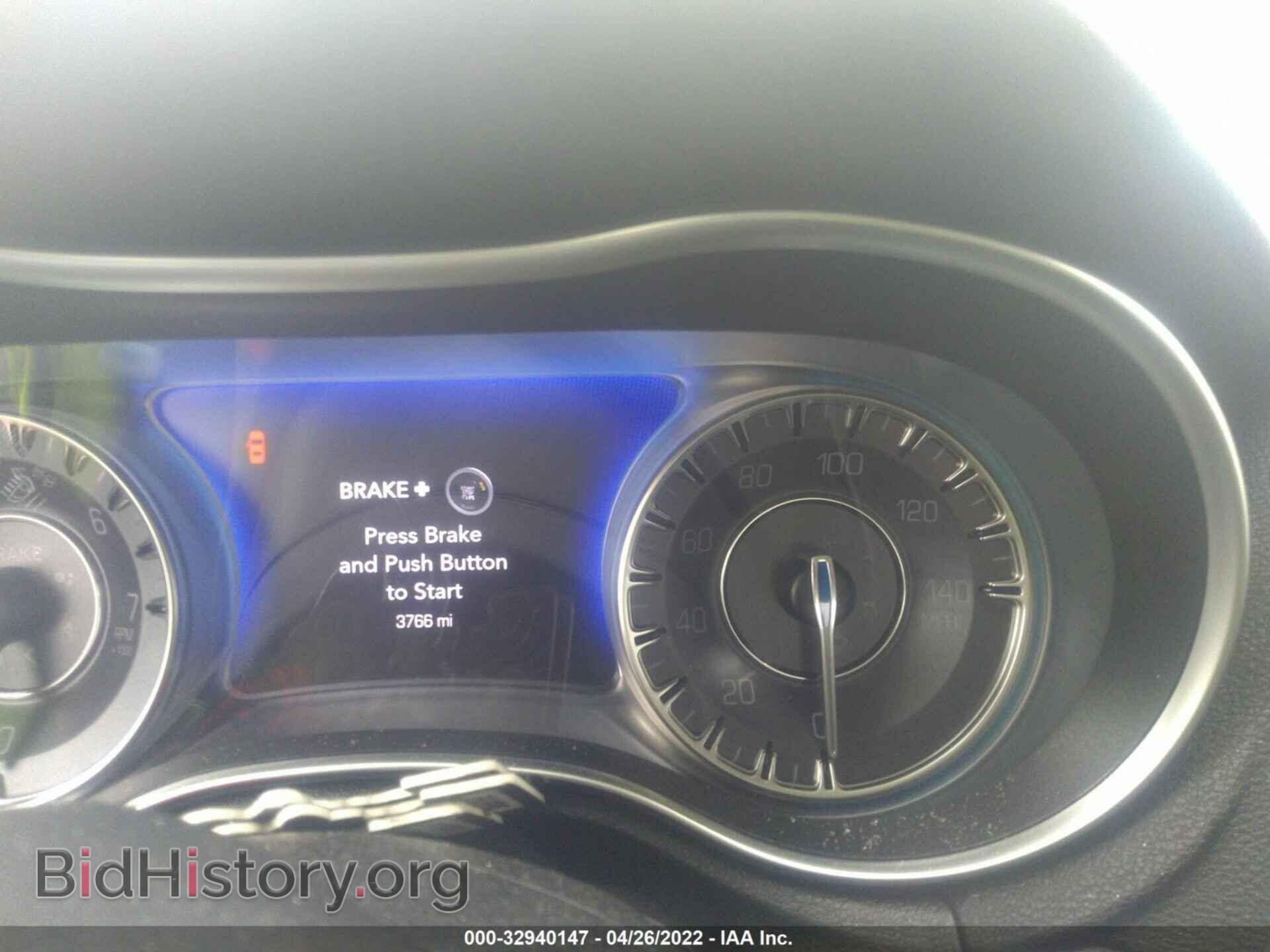 2021 CHRYSLER 300 - VIN: 2C3CCAAG3MH563040 - Фото 7