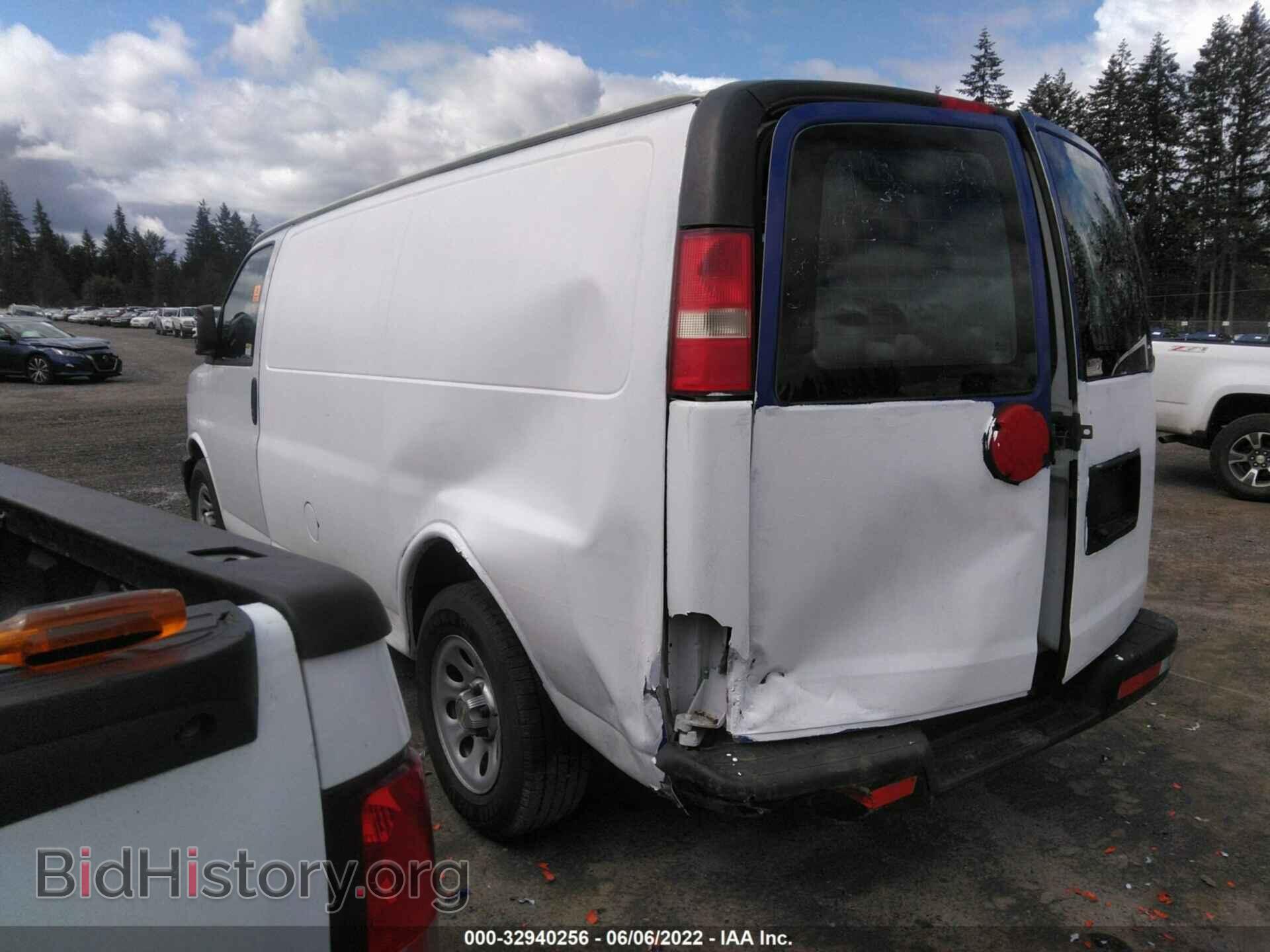 2013 CHEVROLET EXPRESS CARGO VAN - VIN: 1GCSGAFX0D1160118 - Фото 3