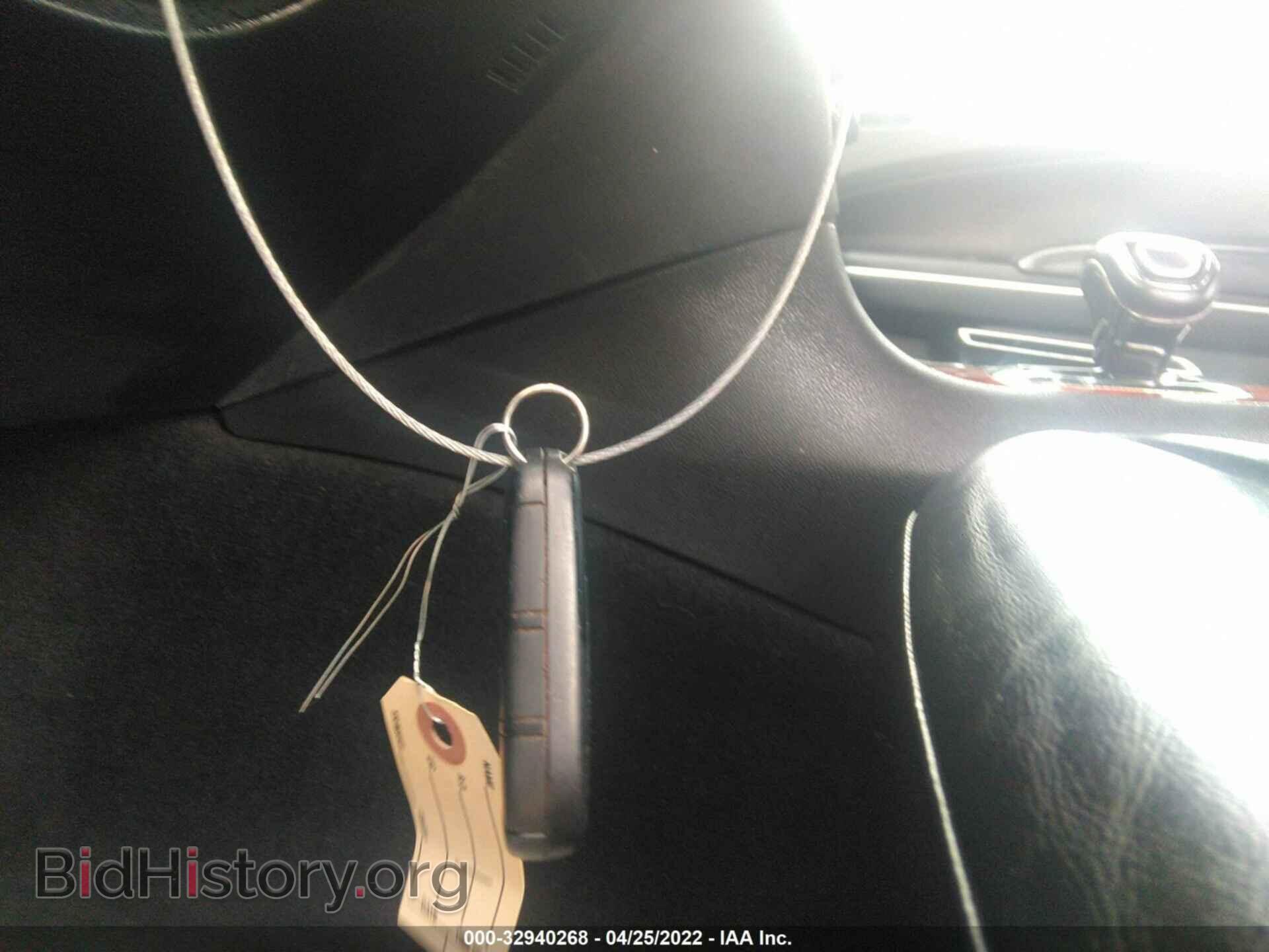 2013 CHRYSLER 300 - VIN: 2C3CCAAG9DH703401 - Фото 10