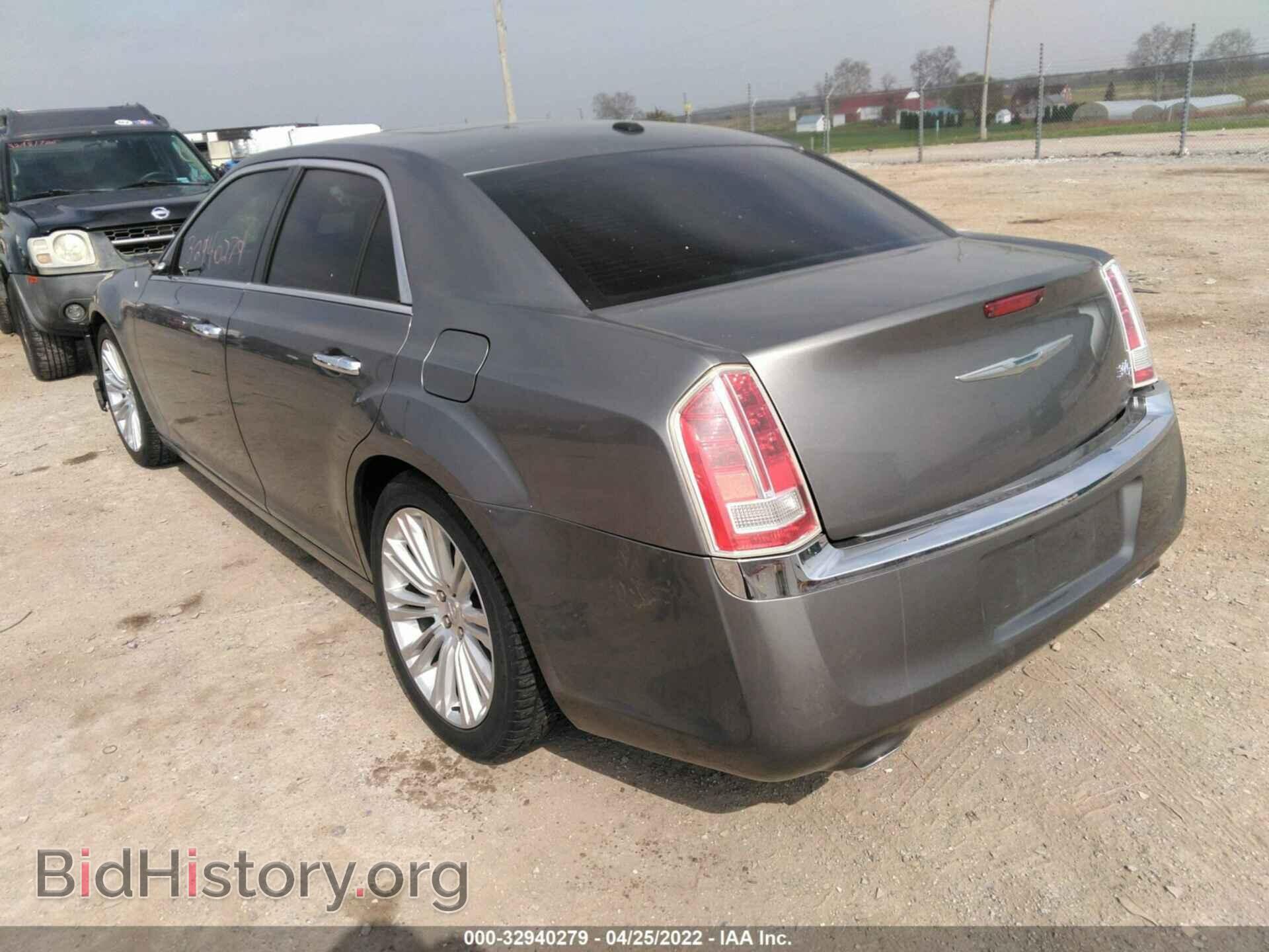 2012 CHRYSLER 300 - VIN: 2C3CCAET2CH137118 - Фото 3