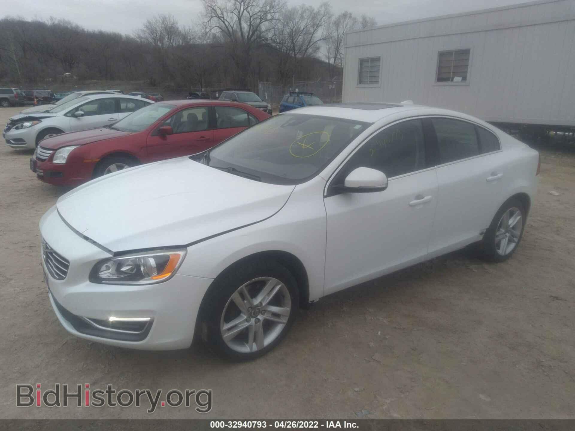 2014 VOLVO S60 - VIN: YV1612FS4E2285531 - Фото 2