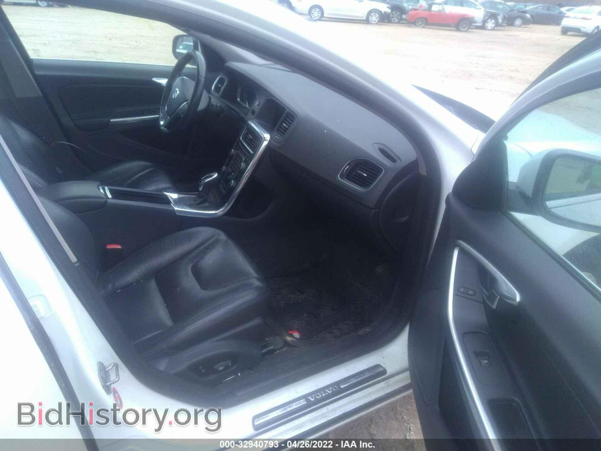 2014 VOLVO S60 - VIN: YV1612FS4E2285531 - Фото 5