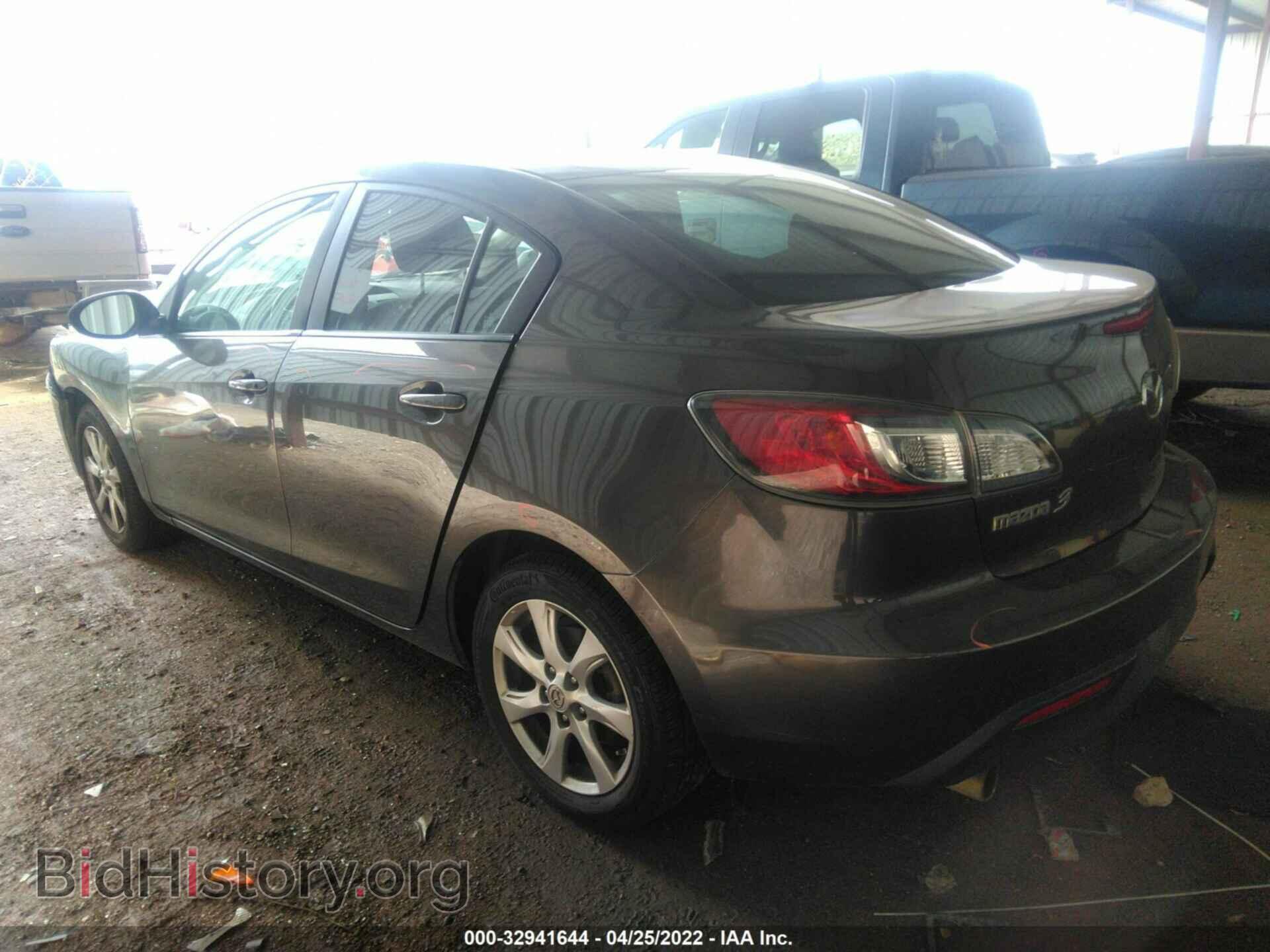 2011 MAZDA MAZDA3 - VIN: JM1BL1VF4B1410669 - Фото 3
