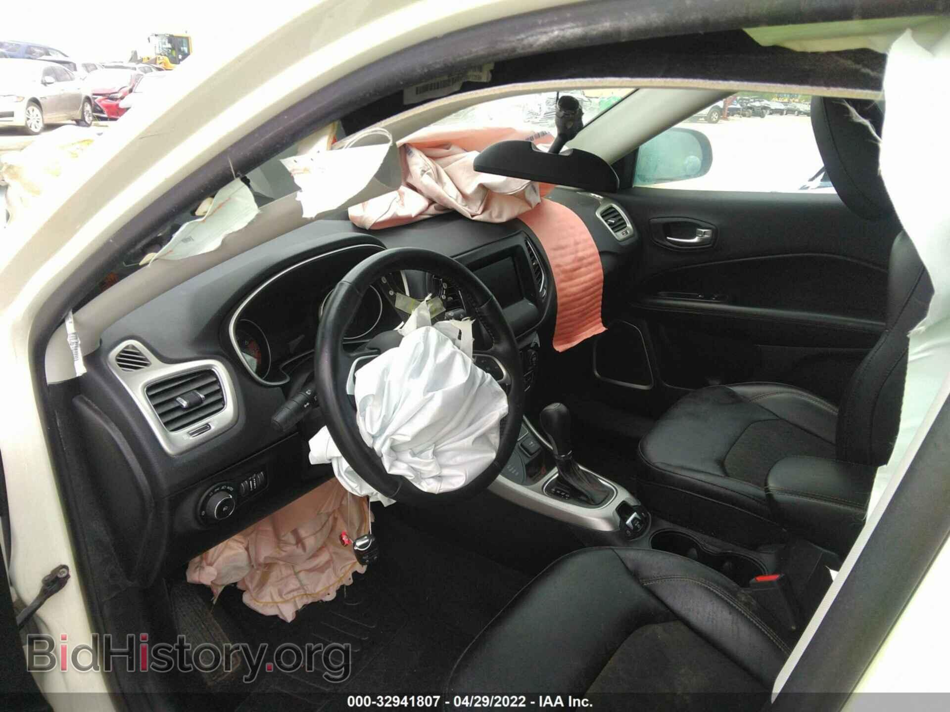 2018 JEEP COMPASS - VIN: 3C4NJDBB1JT117468 - Фото 5