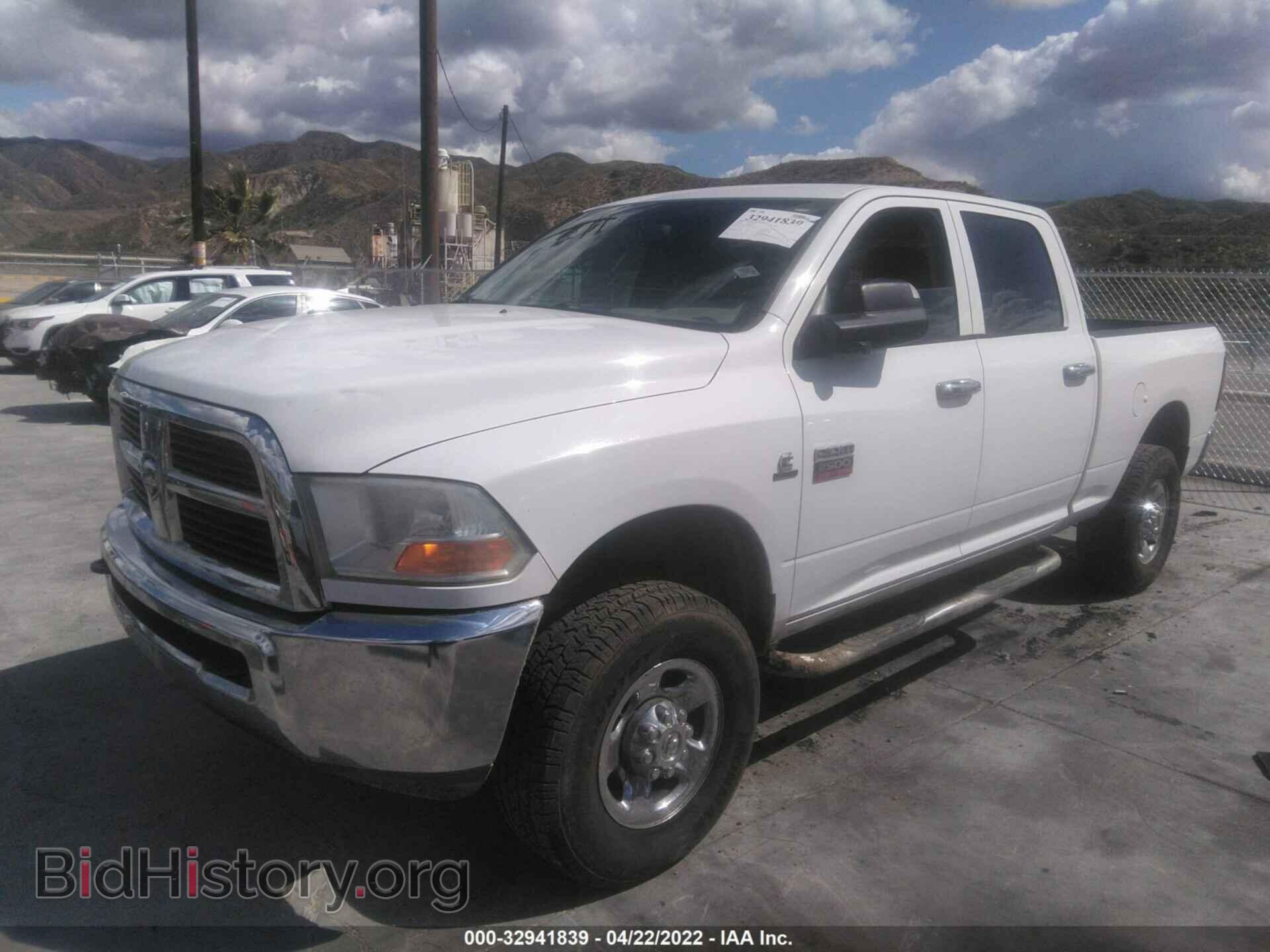 2012 RAM 2500 - VIN: 3C6UD5CLXCG158216 - Фото 2