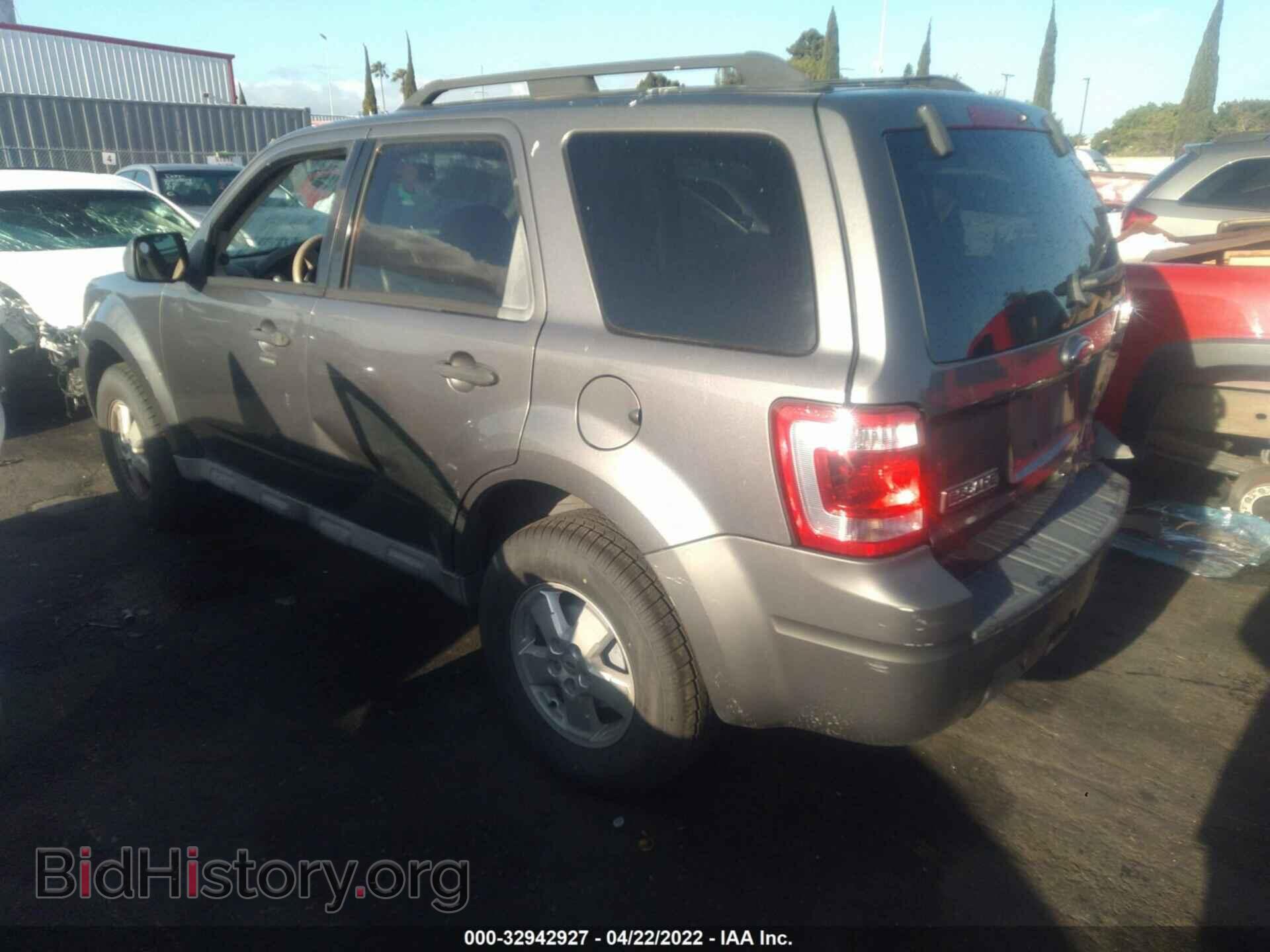 2009 FORD ESCAPE - VIN: 1FMCU03729KB29512 - Фото 3