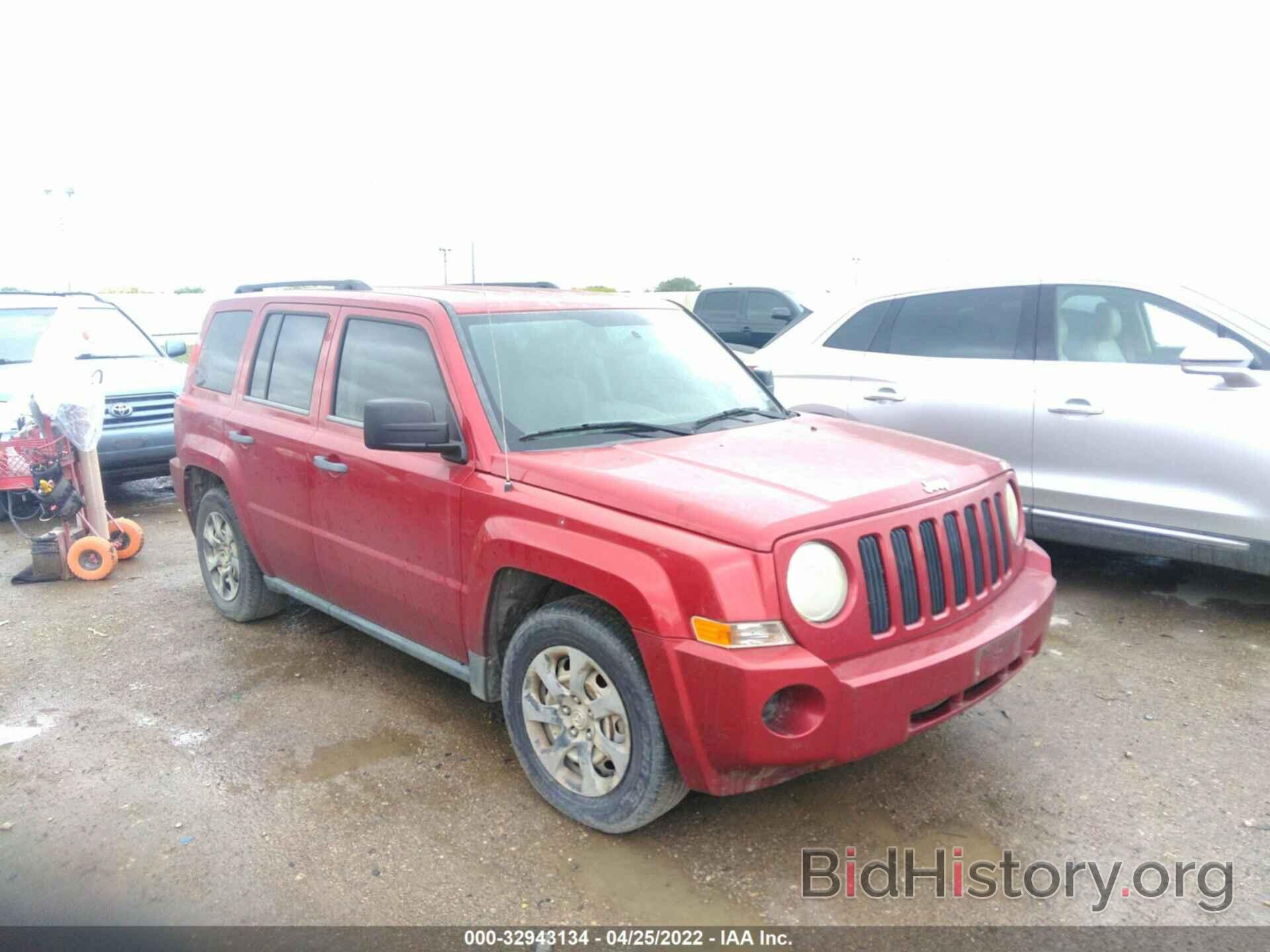 Photo 1J4FT28A79D195184 - JEEP PATRIOT 2009