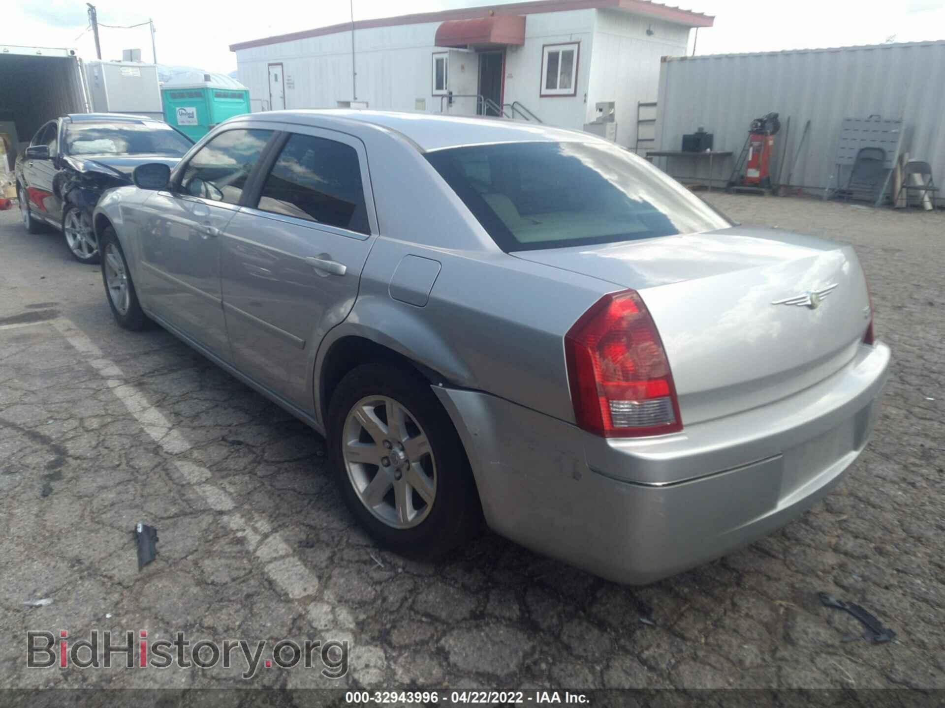 2007 CHRYSLER 300 - VIN: 2C3KA53G07H861572 - Фото 3