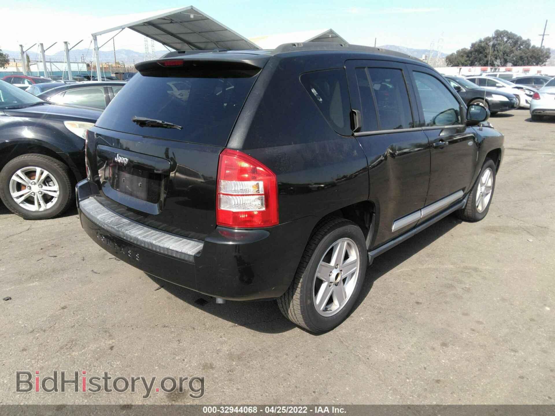 2010 JEEP COMPASS - VIN: 1J4NT1FA3AD638590 - Фото 4