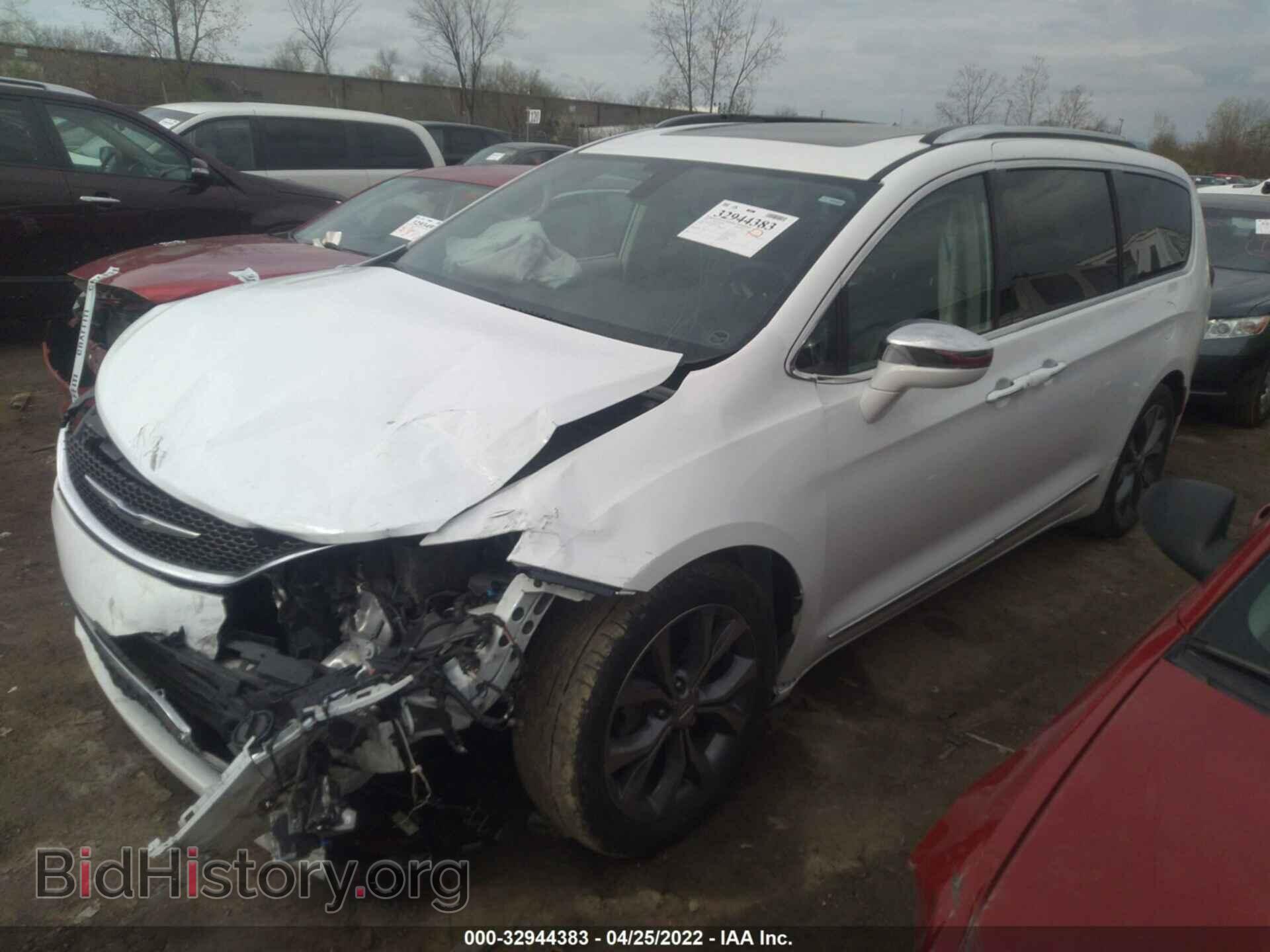 2019 CHRYSLER PACIFICA - VIN: 2C4RC1GG4KR628255 - Фото 2