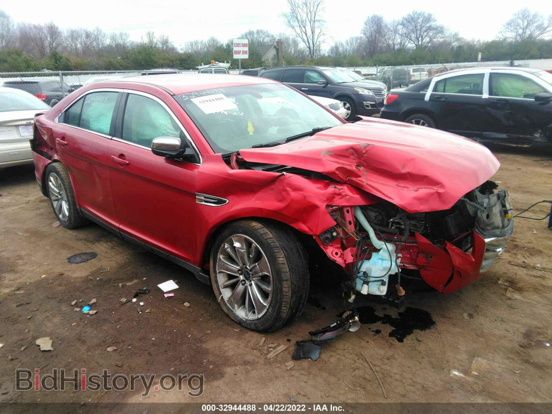 Photo 1FAHP2FW8BG151688 - FORD TAURUS 2011