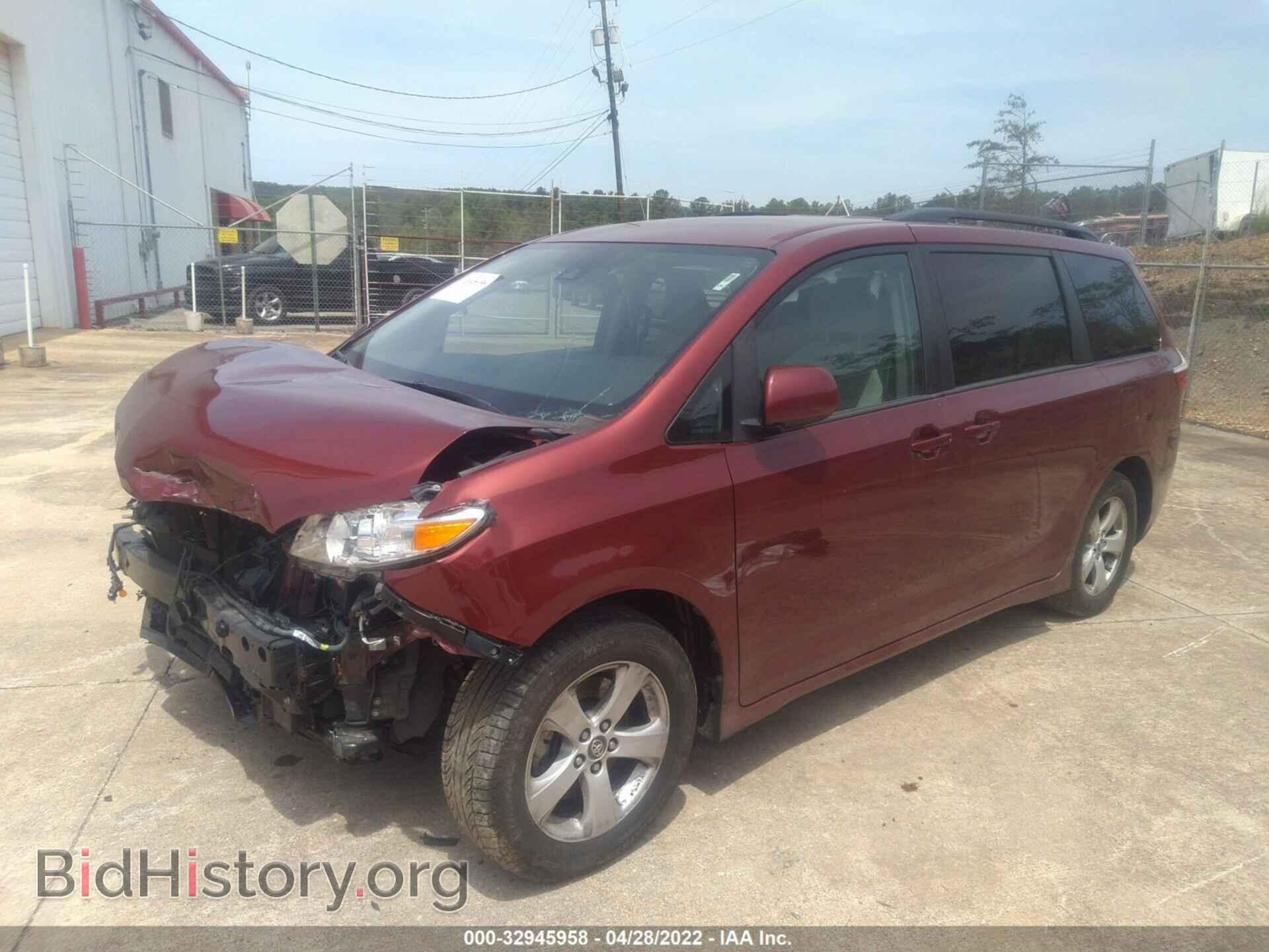 2018 TOYOTA SIENNA - VIN: 5TDKZ3DC2JS914513 - Фото 2