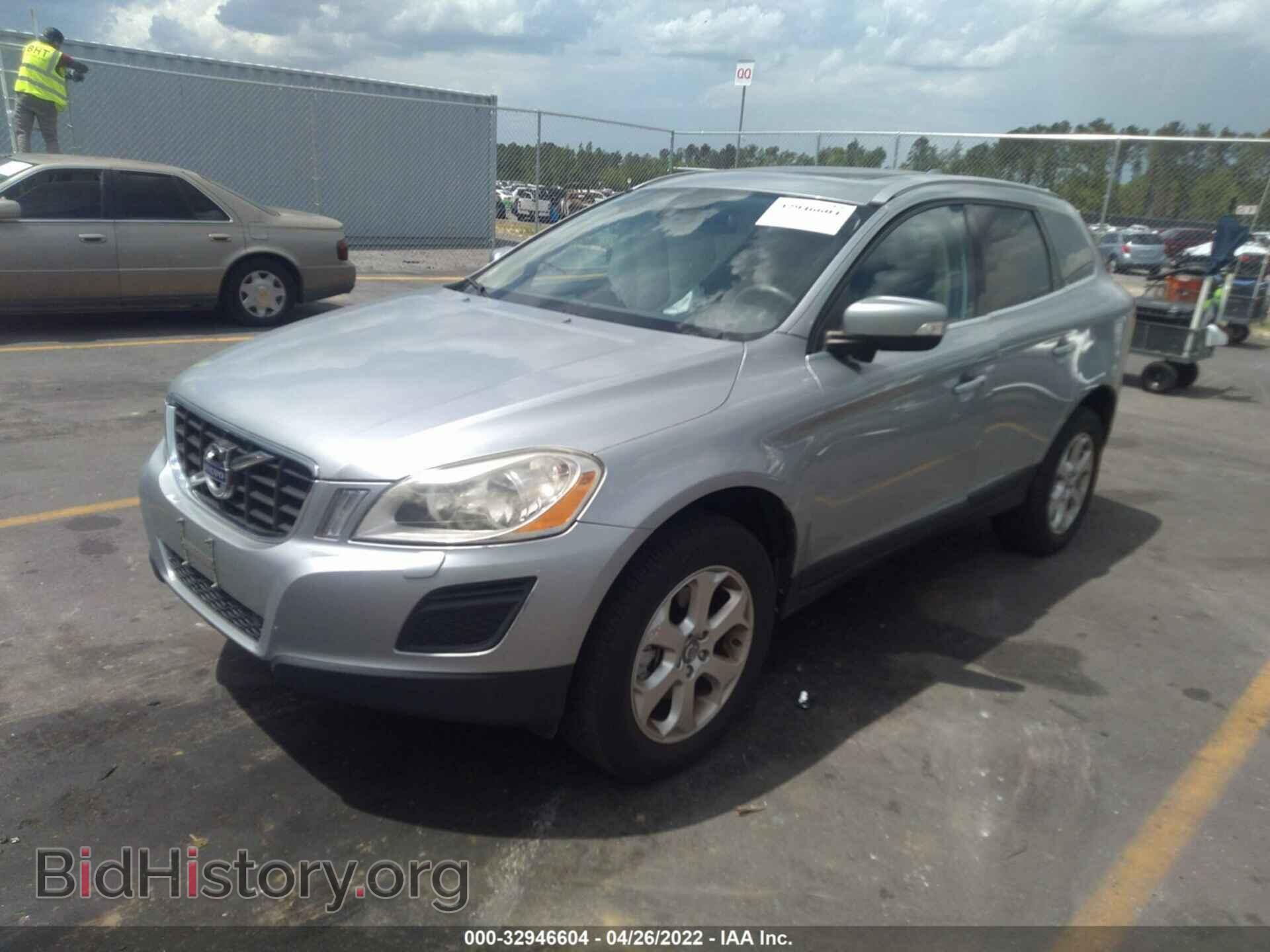 2013 VOLVO XC60 - VIN: YV4940DZ5D2453073 - Фото 2