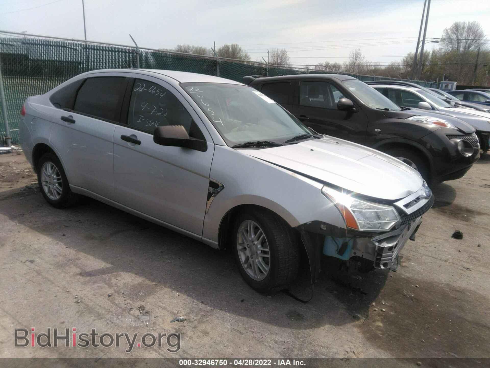 Photo 1FAHP35N38W151479 - FORD FOCUS 2008
