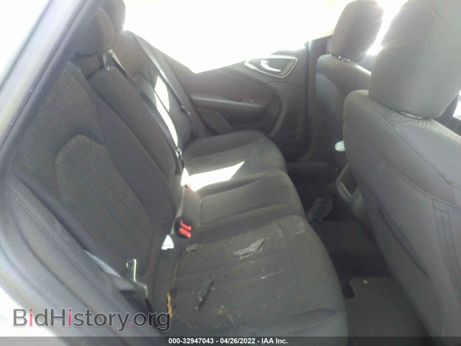 2017 CHRYSLER 200 - VIN: 1C3CCCAB4HN512420 - Фото 8
