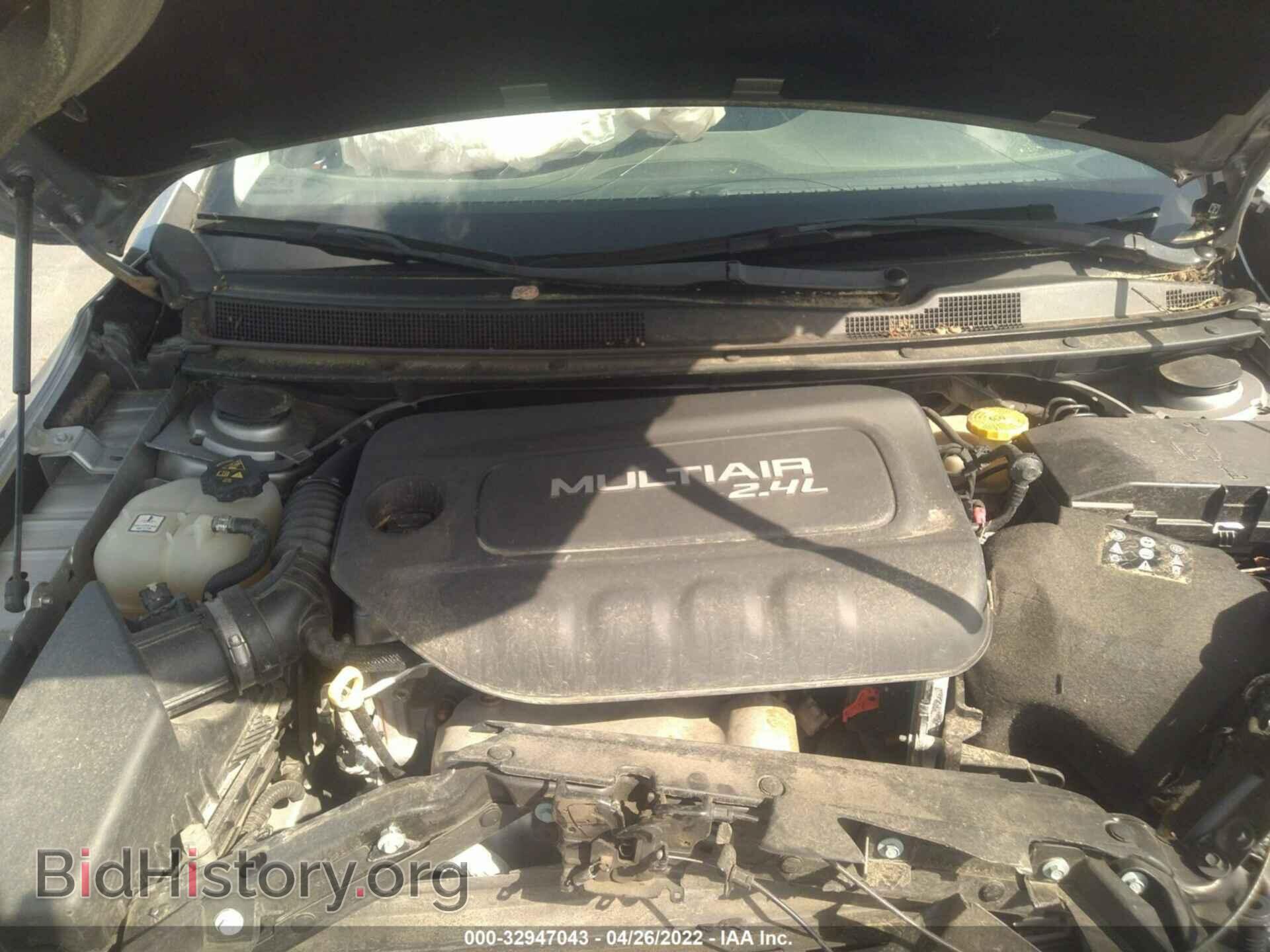 2017 CHRYSLER 200 - VIN: 1C3CCCAB4HN512420 - Фото 10