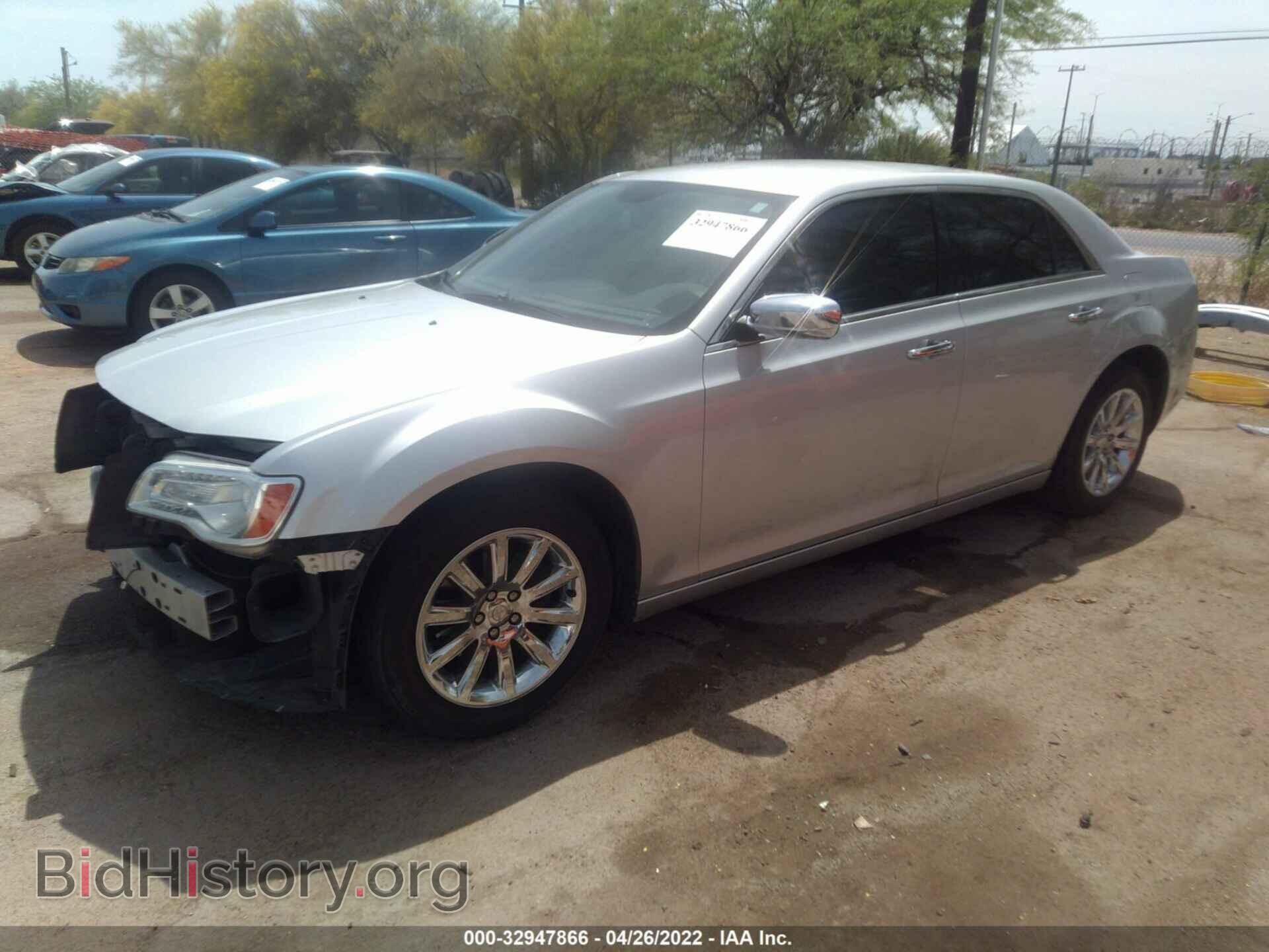 2012 CHRYSLER 300 - VIN: 2C3CCACG3CH309825 - Фото 2
