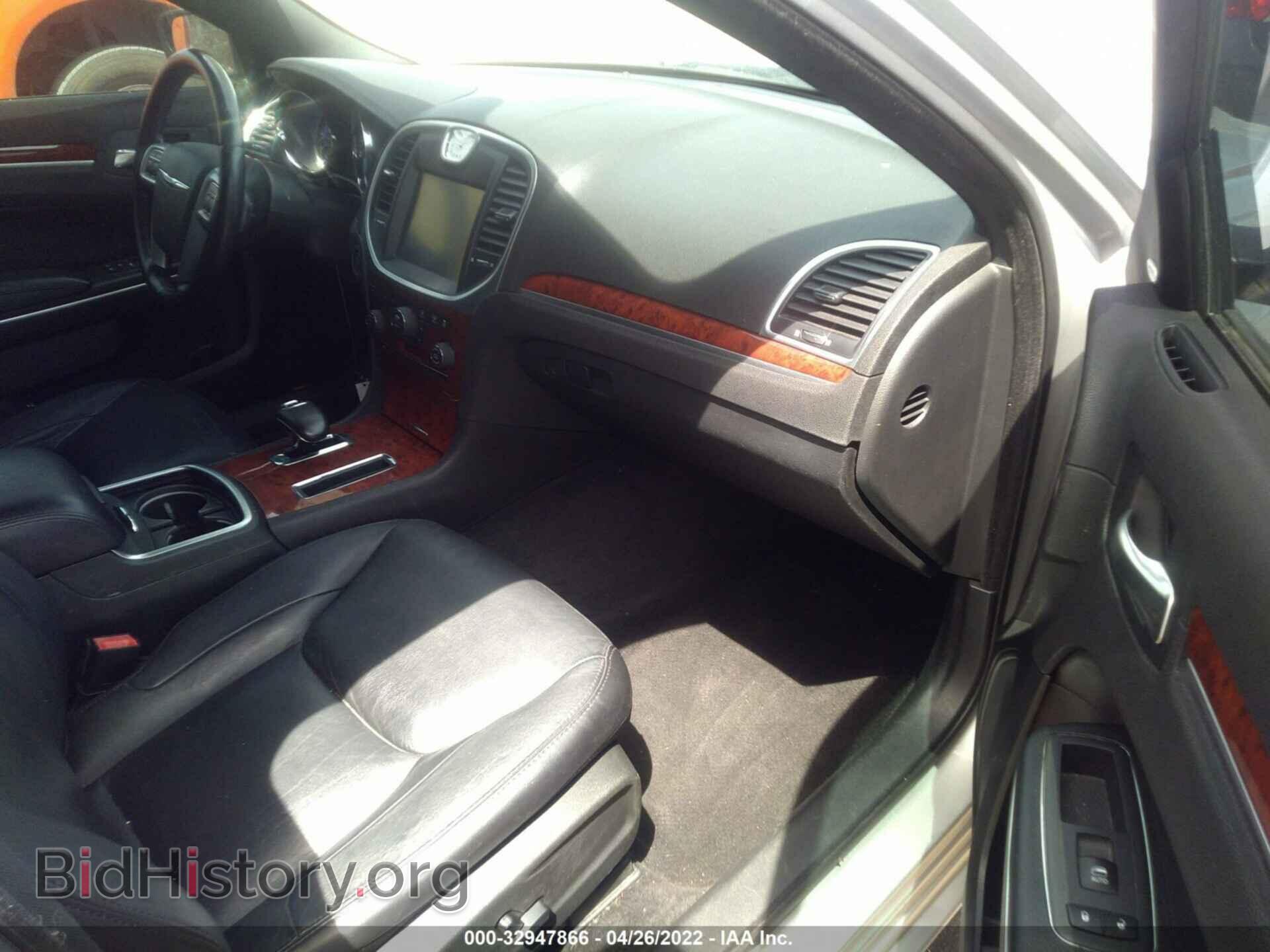 2012 CHRYSLER 300 - VIN: 2C3CCACG3CH309825 - Фото 5