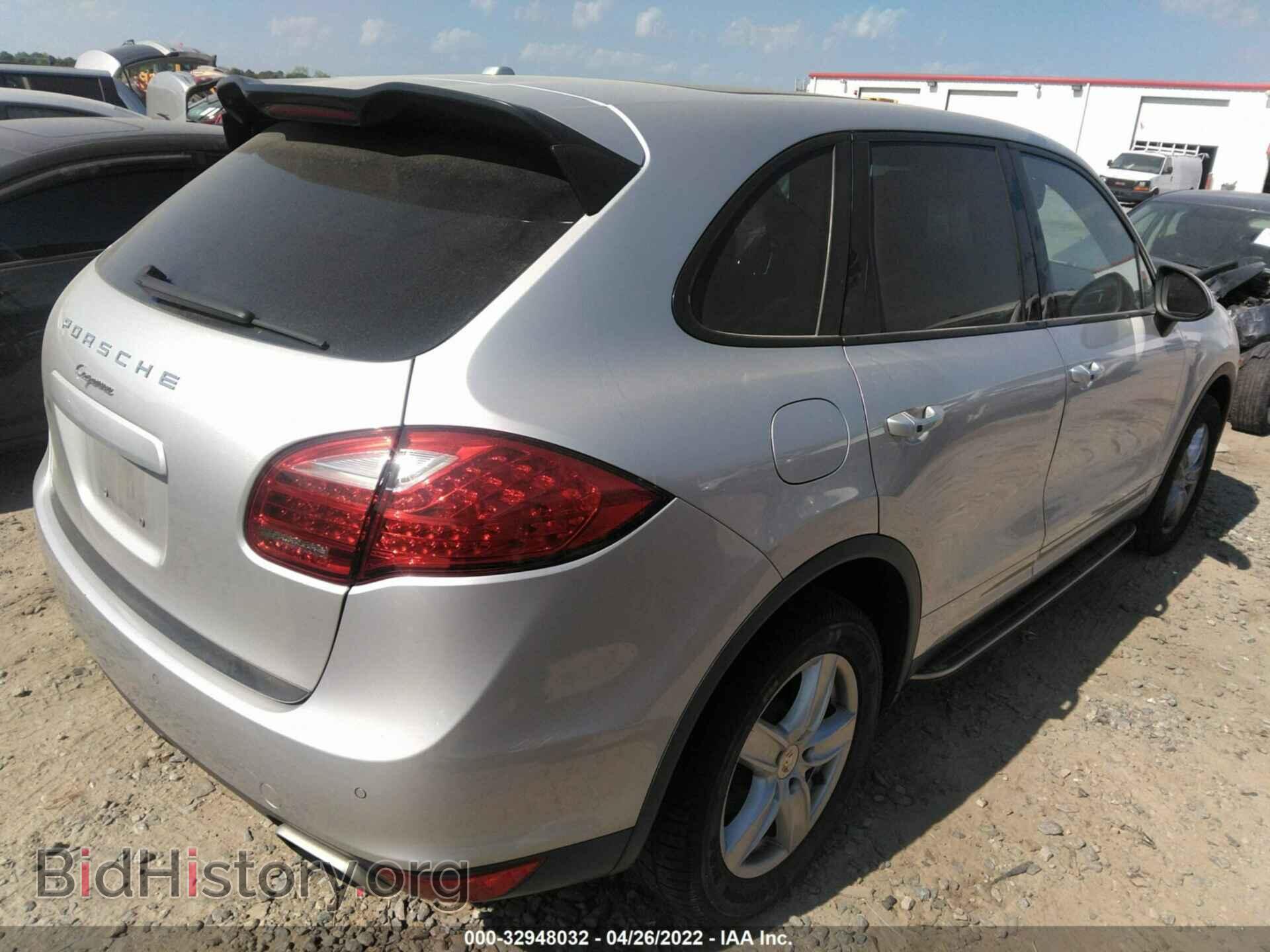 2012 PORSCHE CAYENNE - VIN: WP1AA2A27CLA10779 - Фото 4