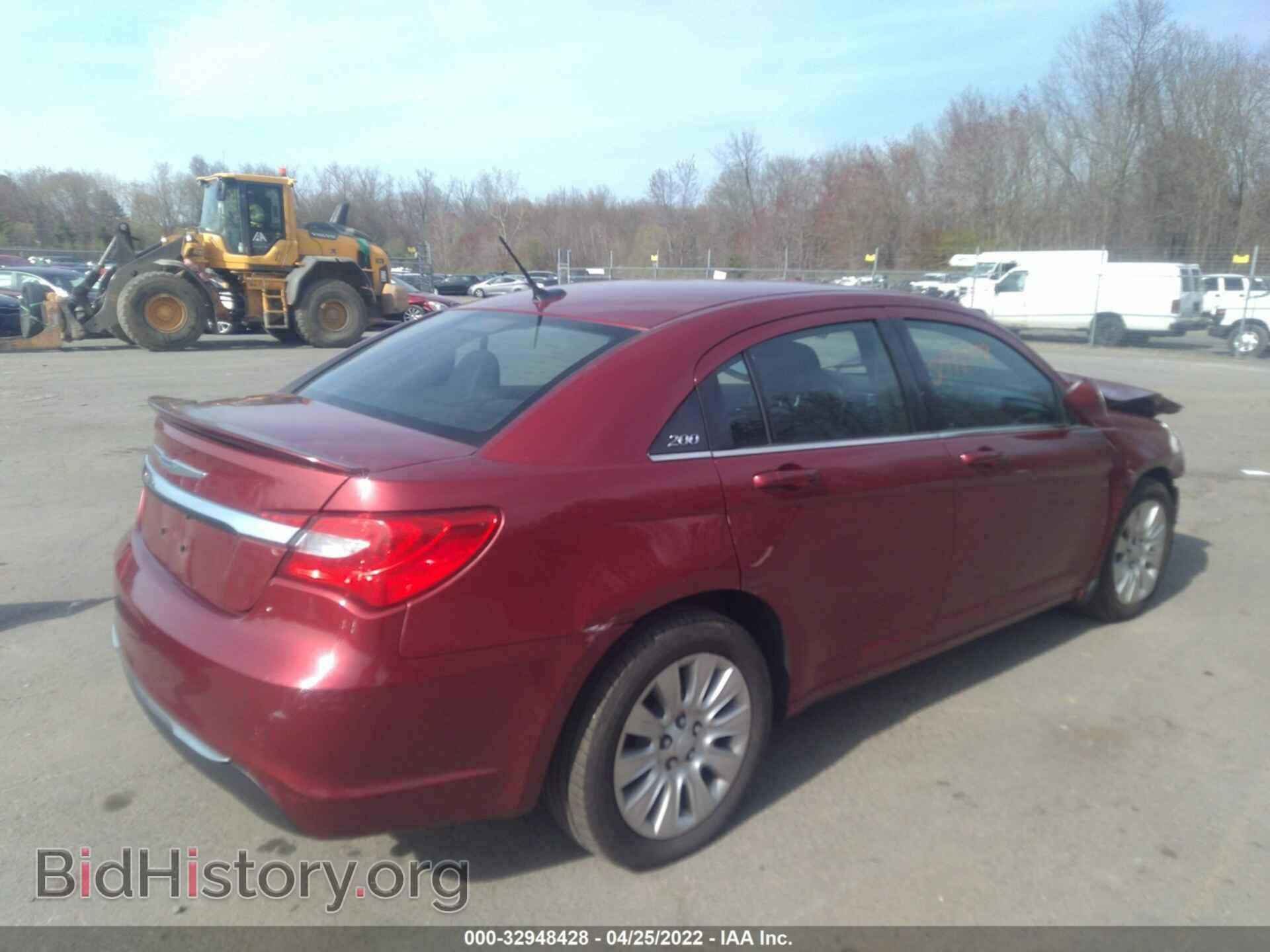2014 CHRYSLER 200 - VIN: 1C3CCBAB1EN208385 - Фото 4