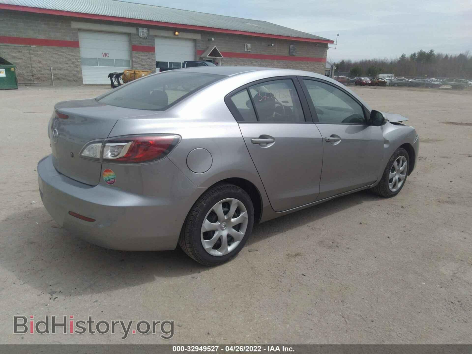 2013 MAZDA MAZDA3 - VIN: JM1BL1TFXD1721089 - Фото 4