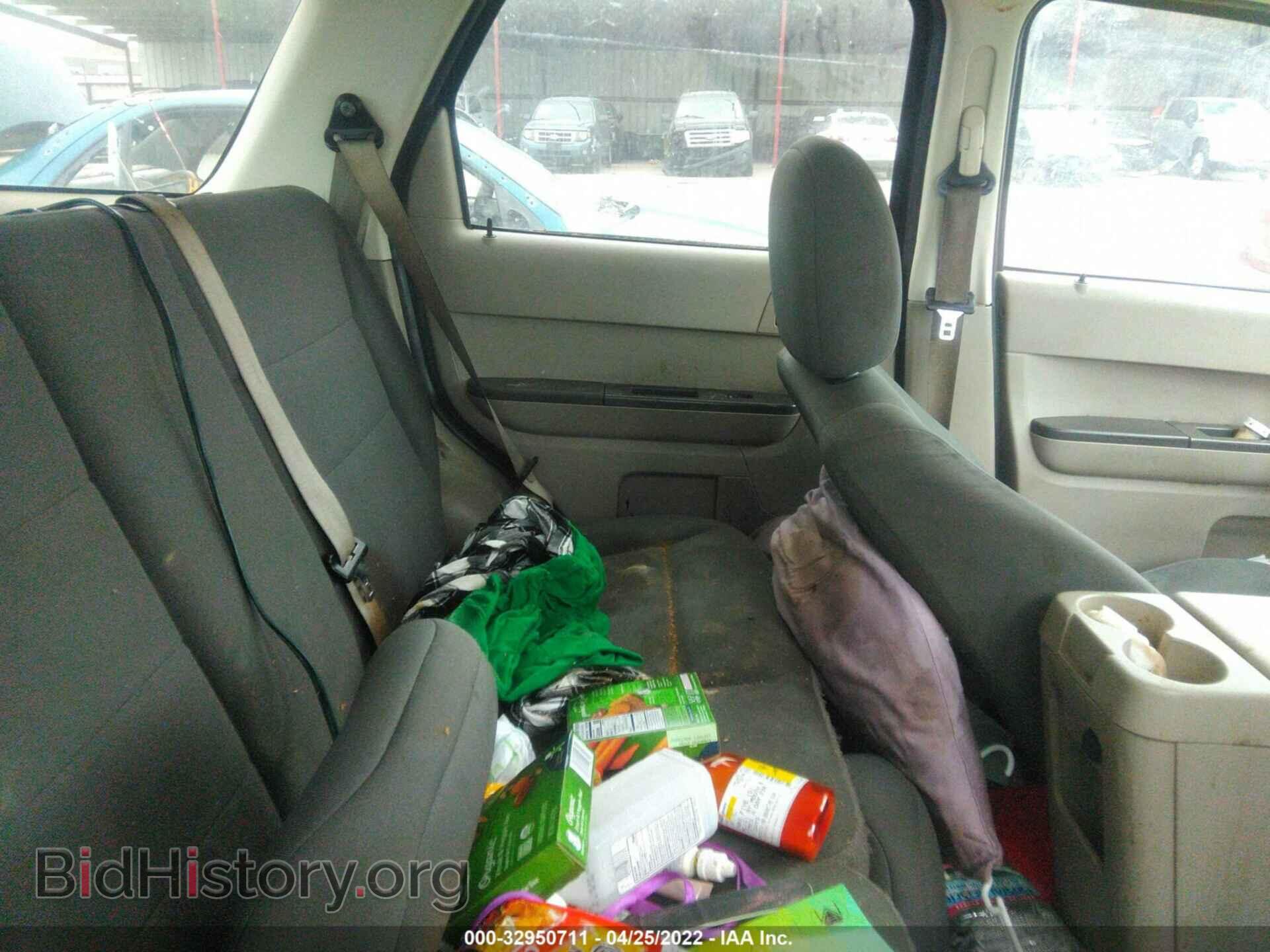 2011 FORD ESCAPE - VIN: 1FMCU0C79BKA07302 - Фото 8