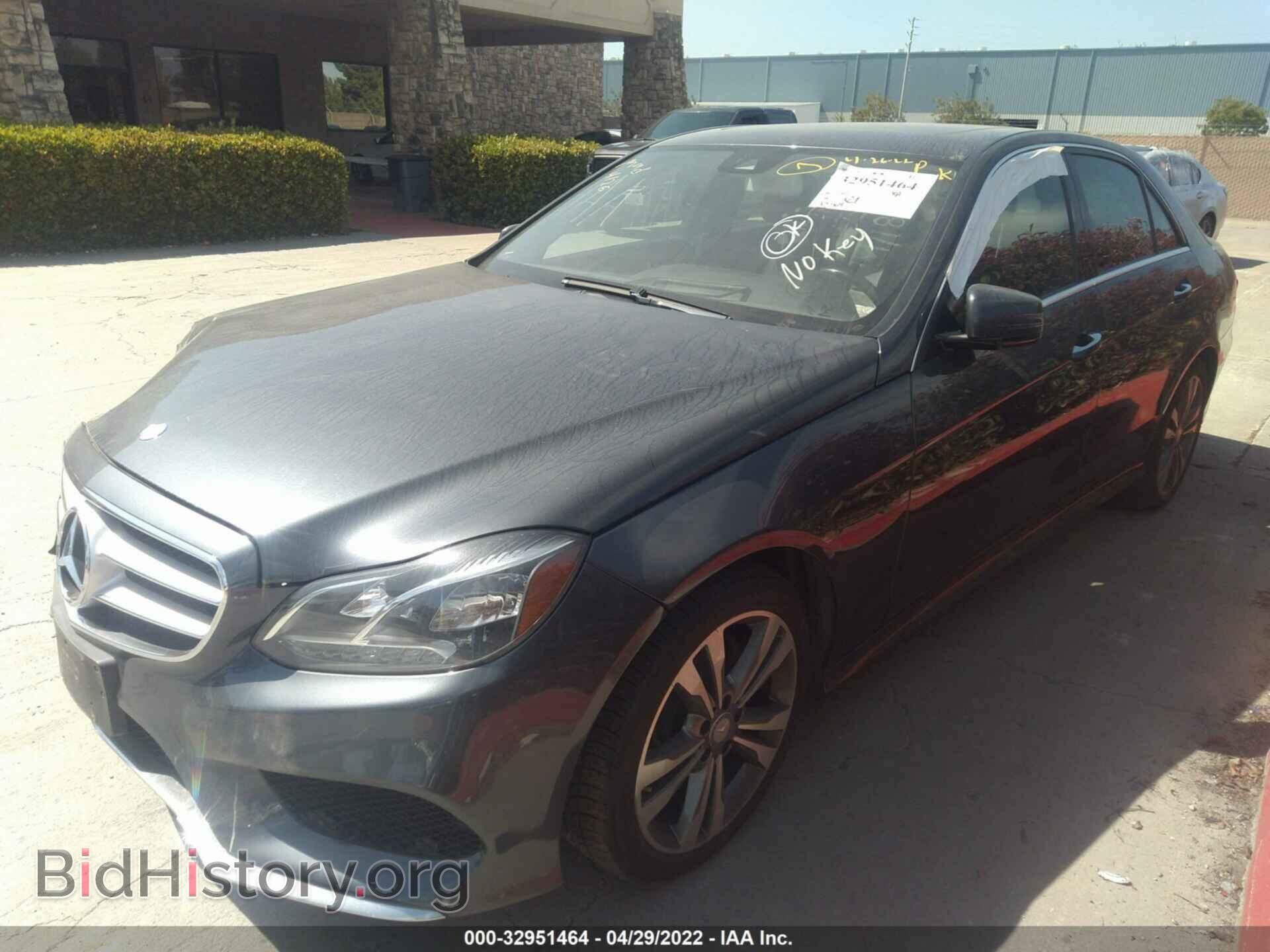 2014 MERCEDES-BENZ E-CLASS - VIN: WDDHF5KB1EA907070 - Фото 2