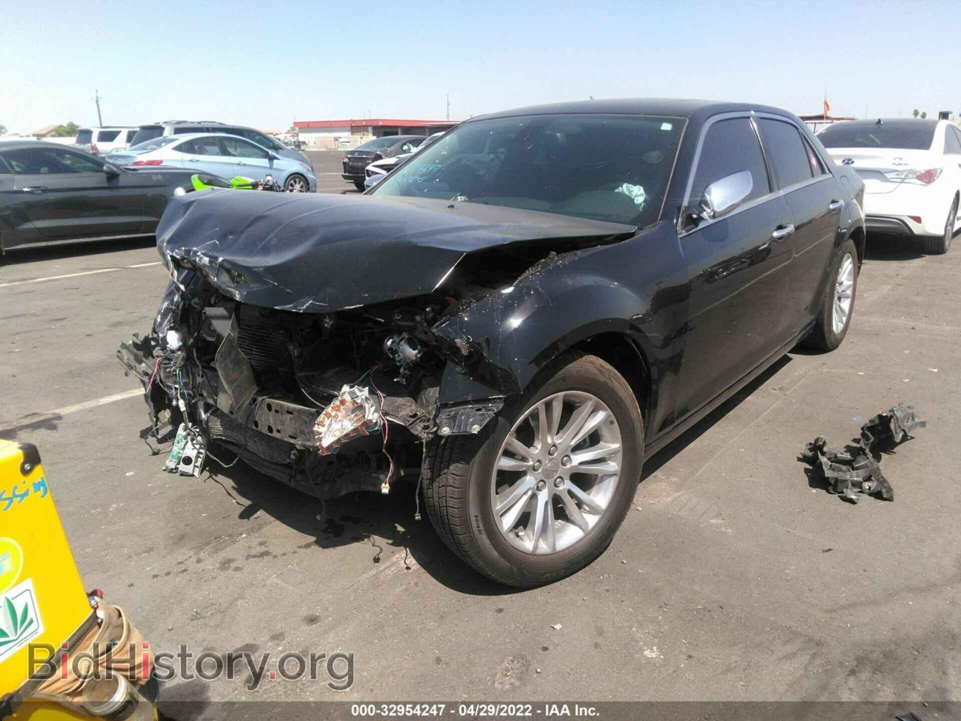 2015 CHRYSLER 300 - VIN: 2C3CCAEG8FH779902 - Фото 2