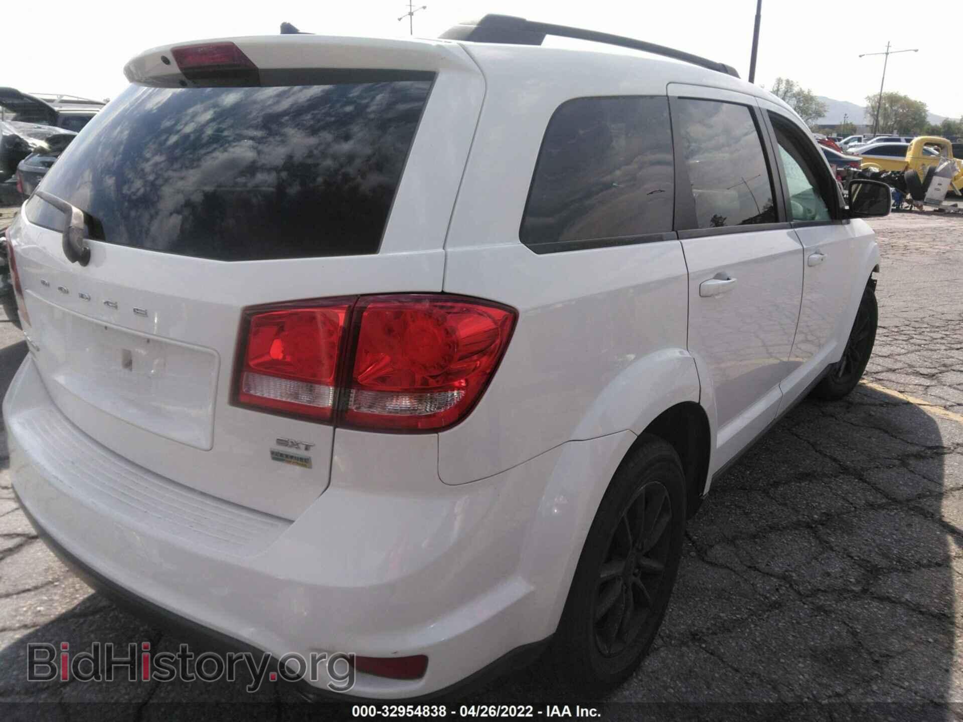 2017 DODGE JOURNEY - VIN: 3C4PDCBG8HT533419 - Фото 4