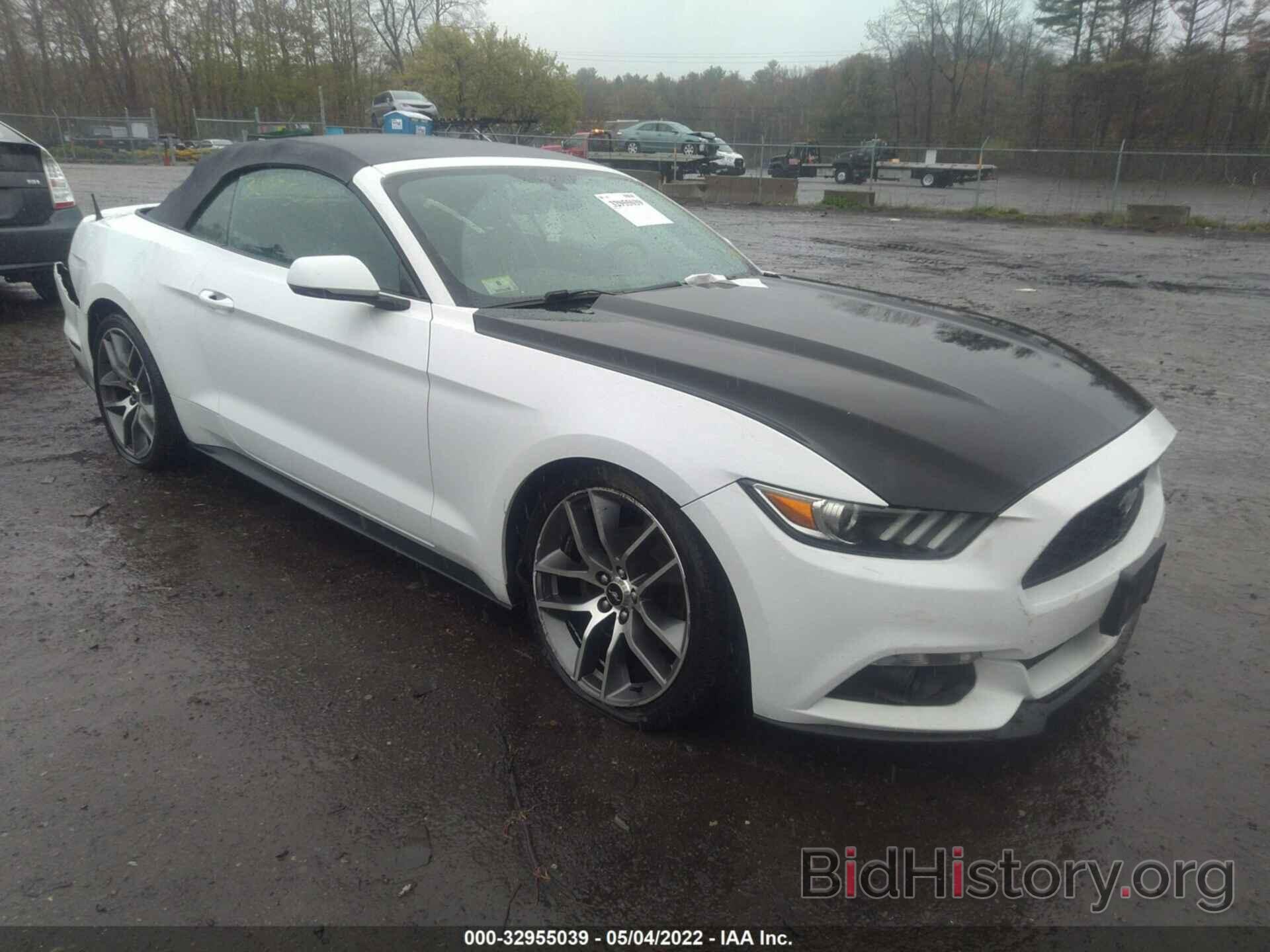 Photo 1FATP8UH0F5397928 - FORD MUSTANG 2015