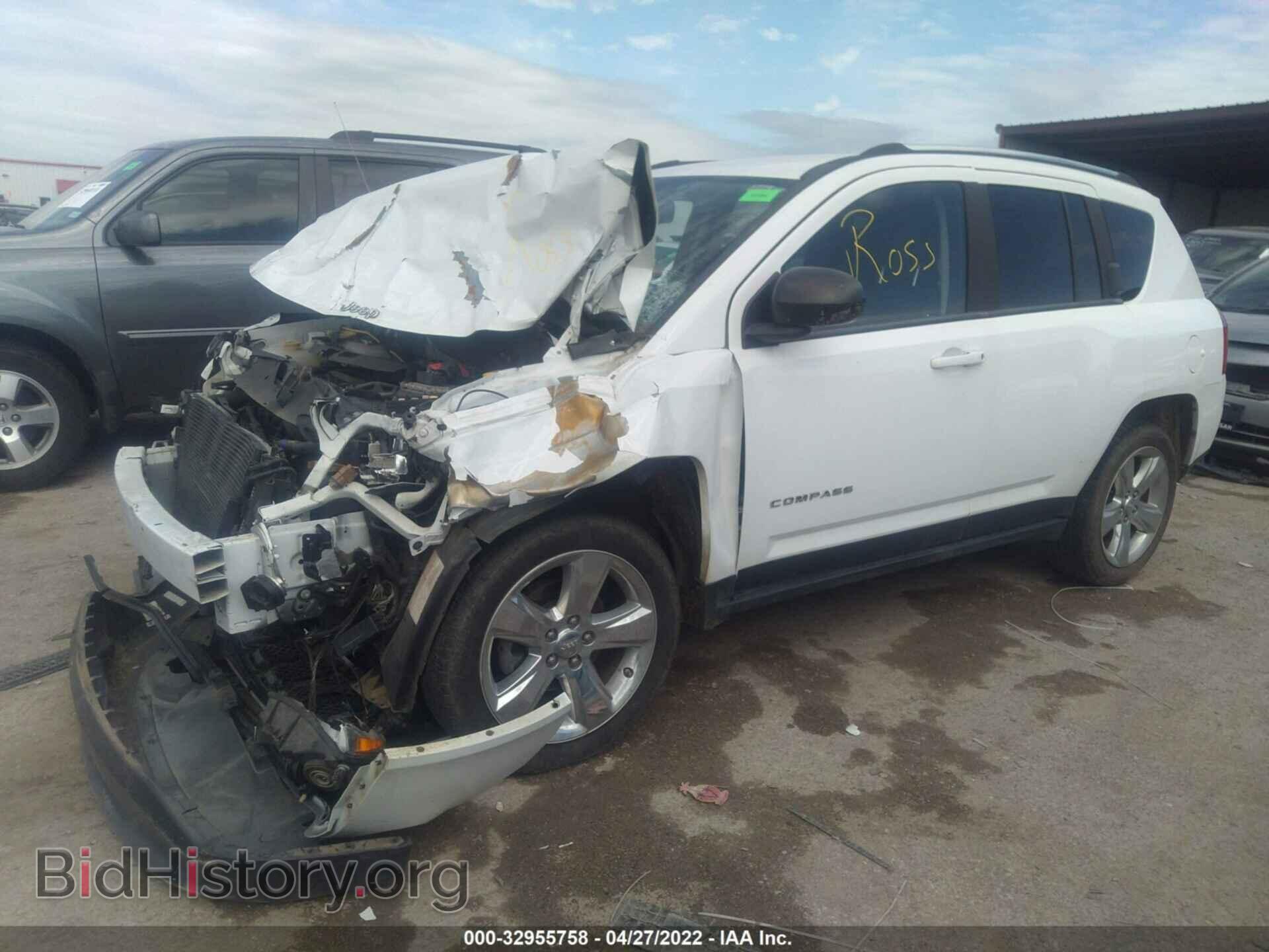 2012 JEEP COMPASS - VIN: 1C4NJCCB0CD571082 - Photo 2