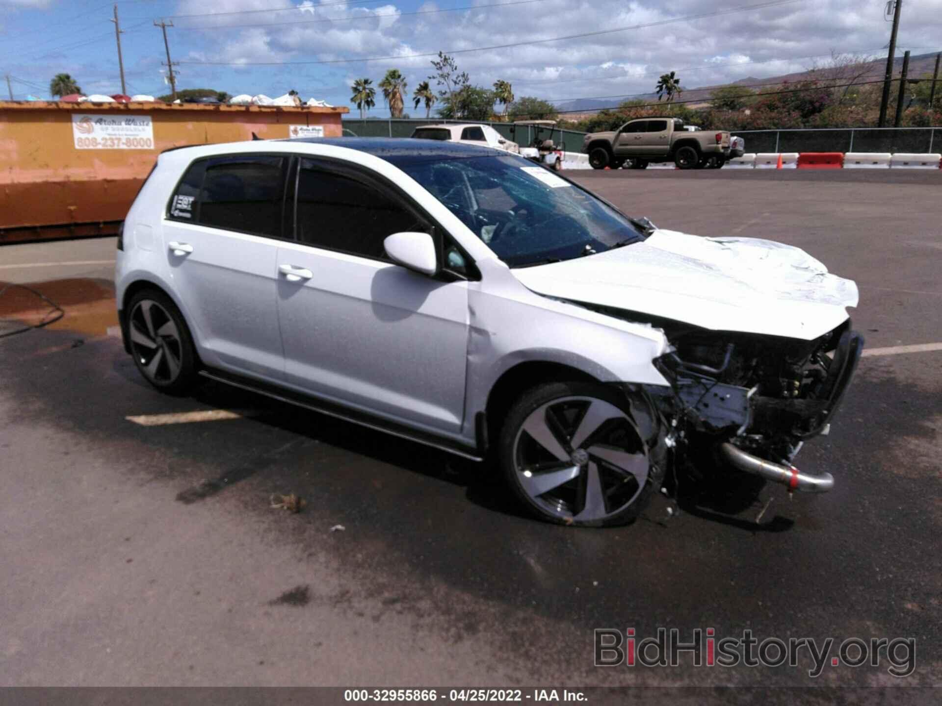 Photo 3VW6T7AUXLM014112 - VOLKSWAGEN GOLF GTI 2020