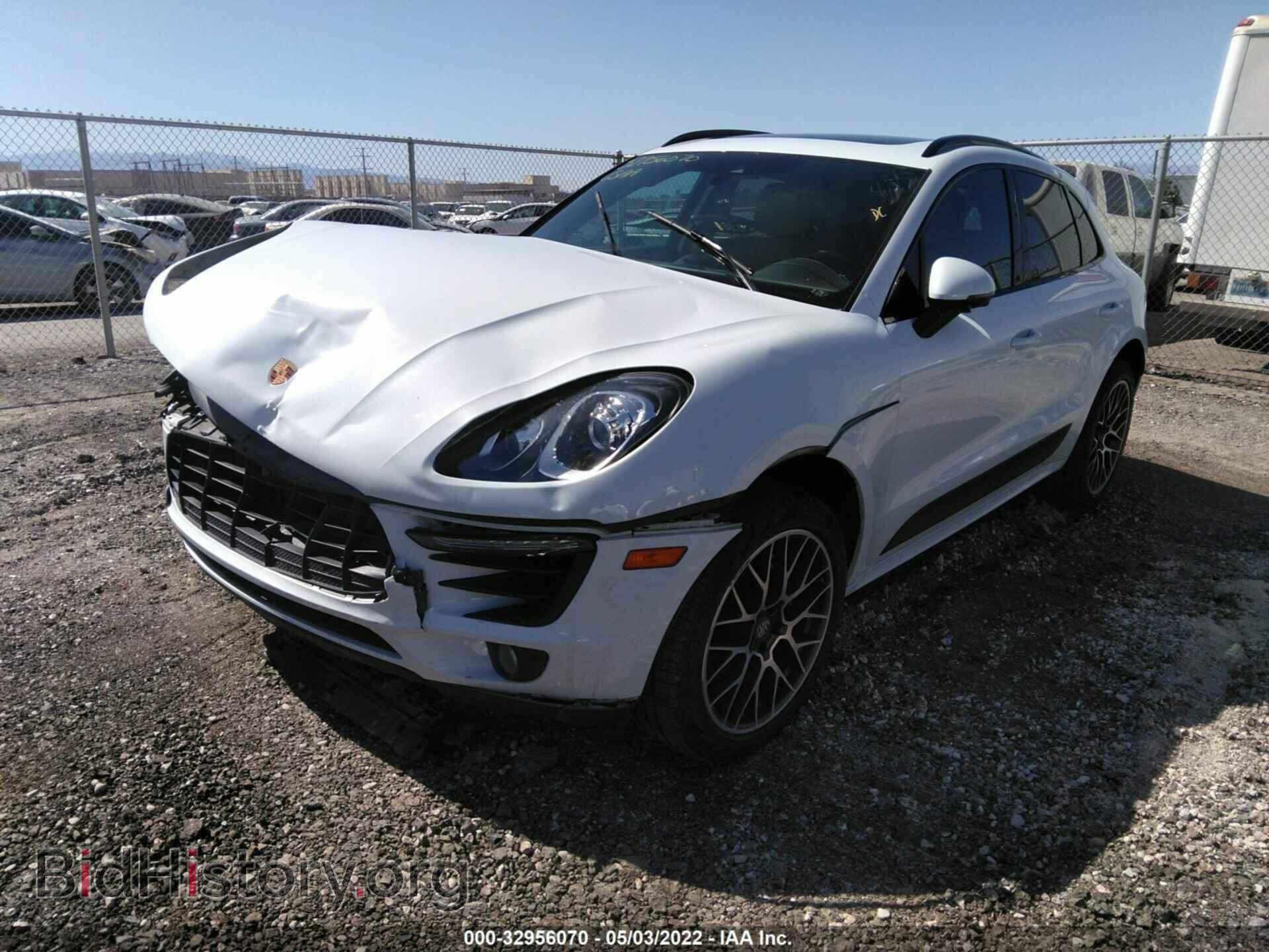 2017 PORSCHE MACAN - VIN: WP1AB2A53HLB19450 - Photo 2