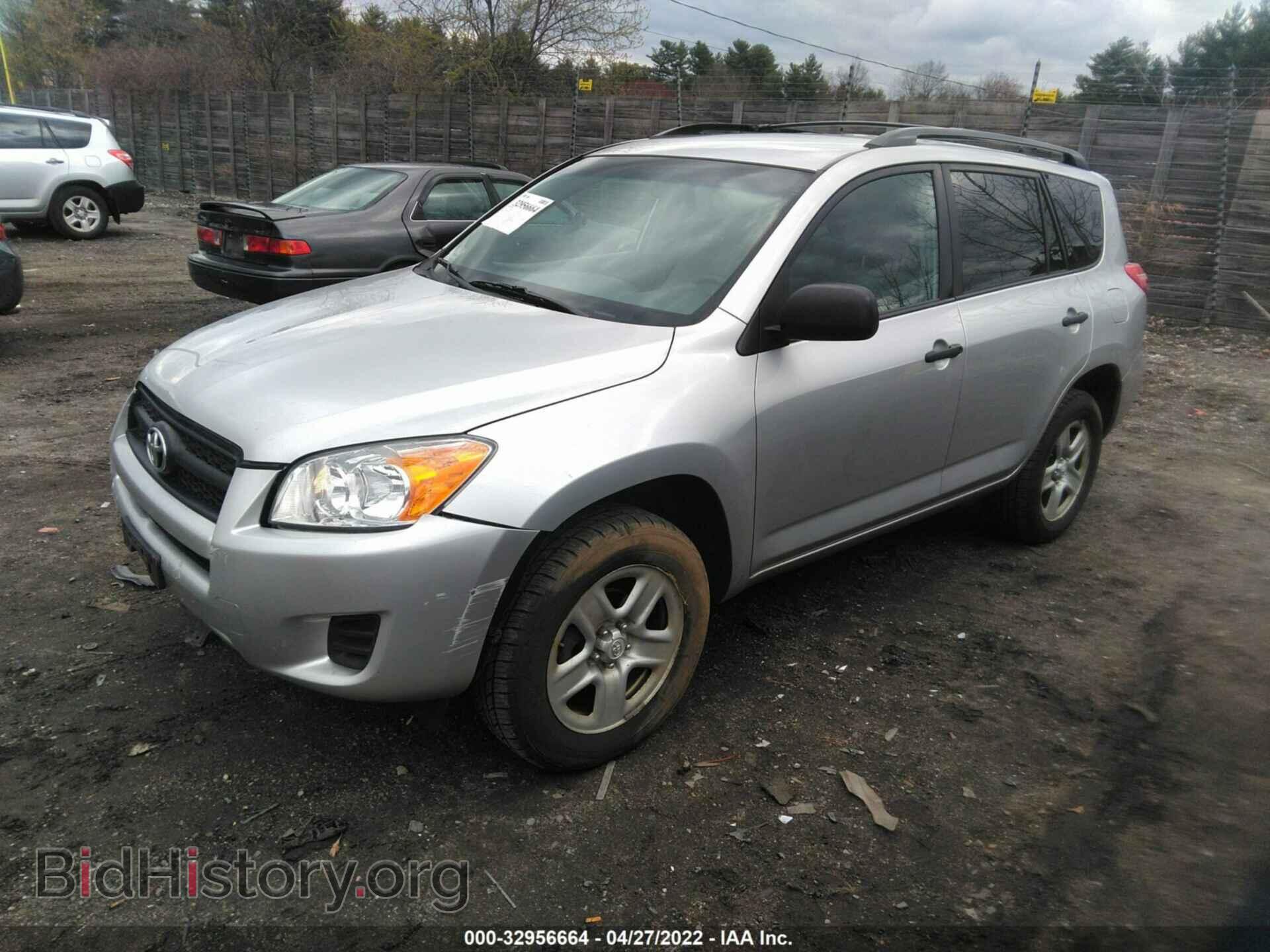 2011 TOYOTA RAV4 - VIN: 2T3BF4DV1BW149732 - Фото 2