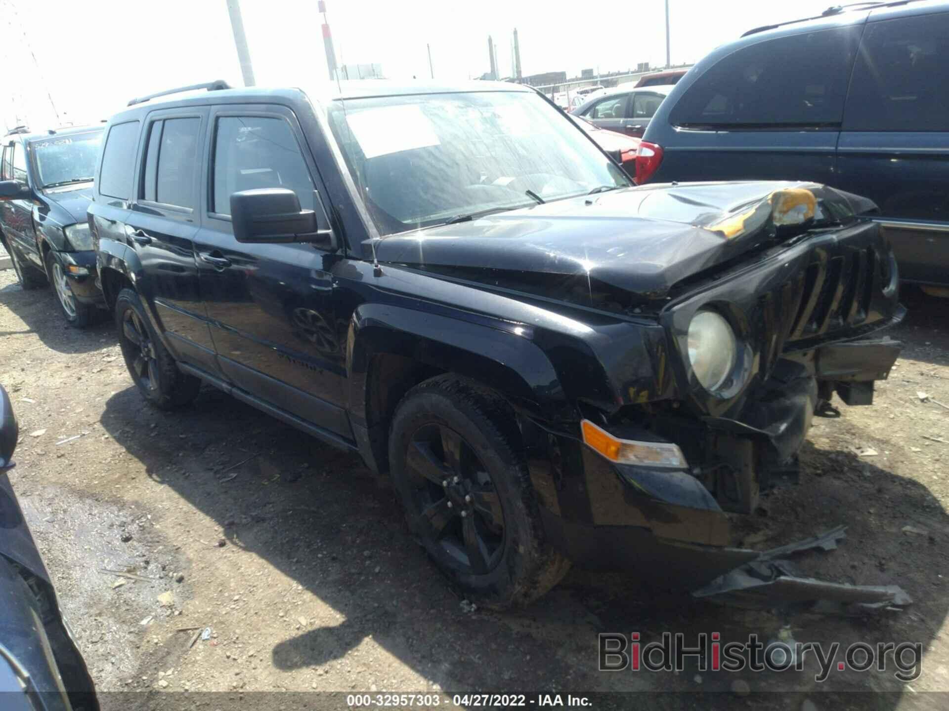 Photo 1C4NJPBA5FD429220 - JEEP PATRIOT 2015