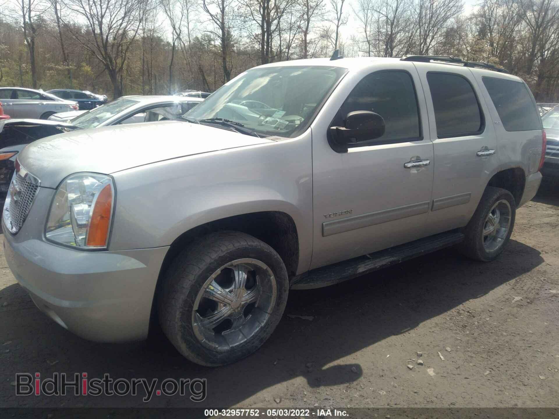 2011 GMC YUKON - VIN: 1GKS2CE01BR162798 - Фото 2