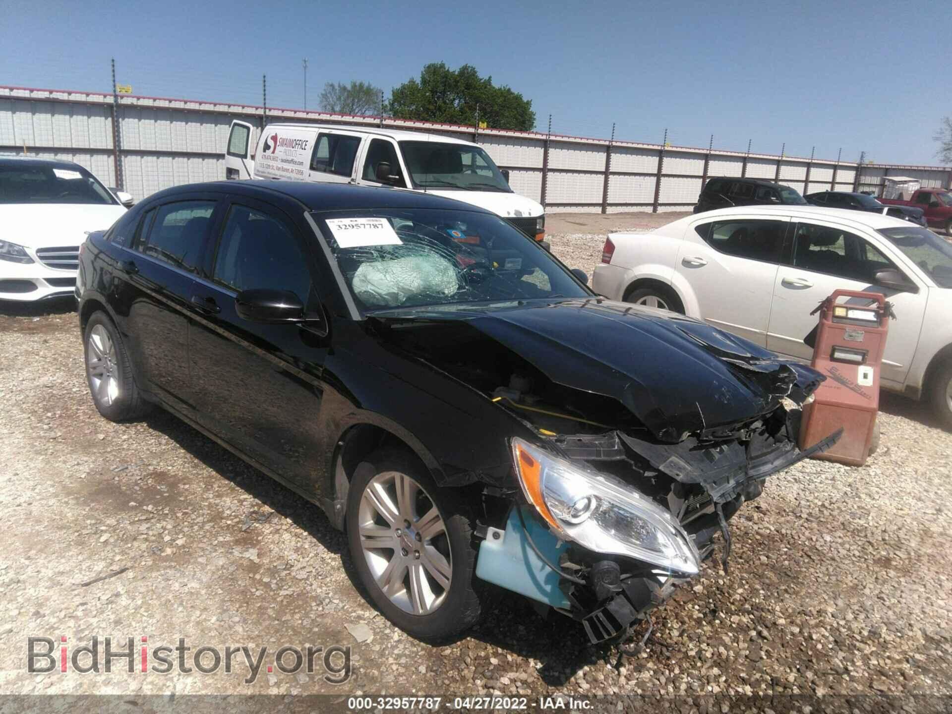 Photo 1C3CCBBB7DN705602 - CHRYSLER 200 2013