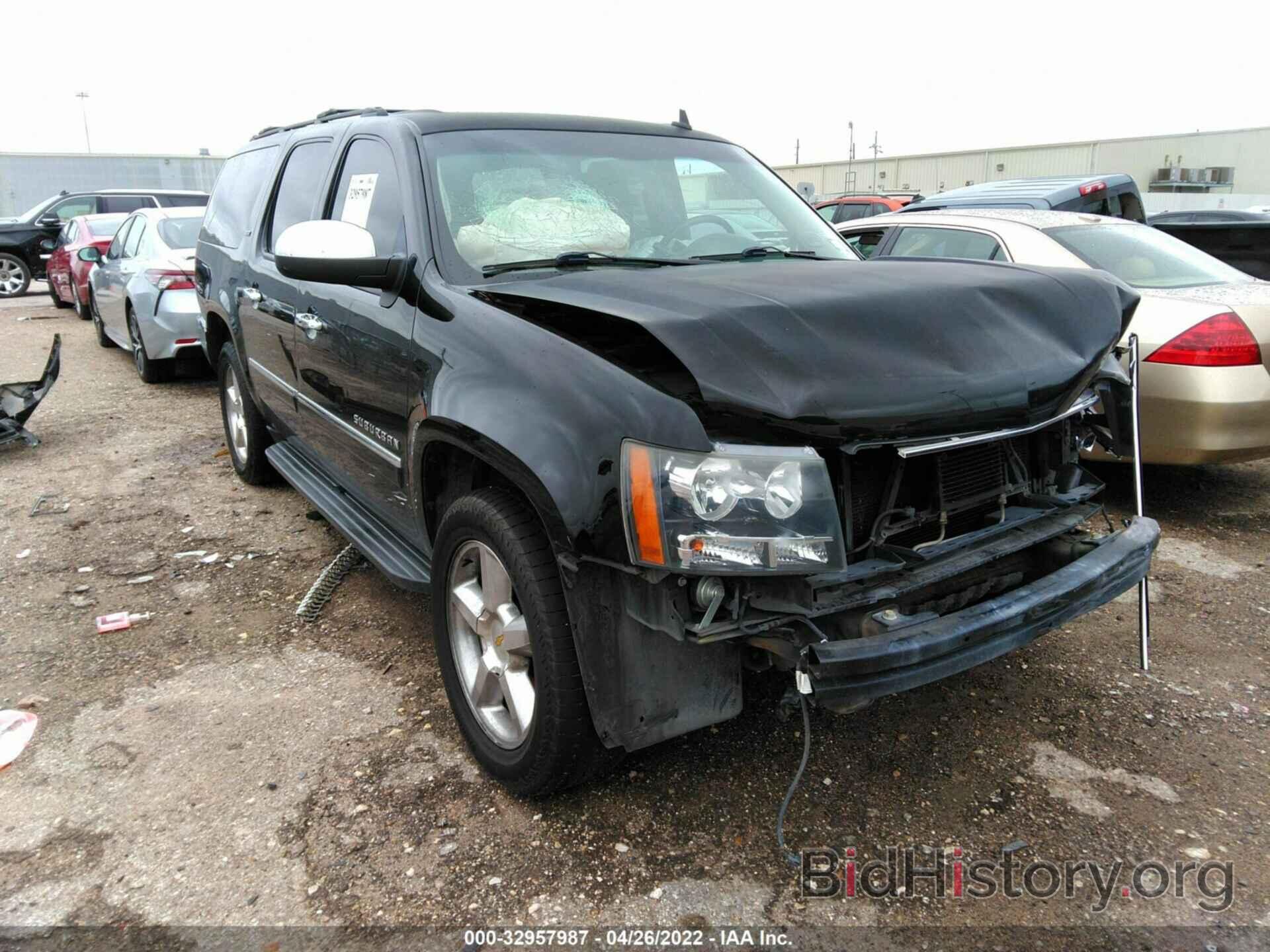 Photo 1GNSCKE01DR376770 - CHEVROLET SUBURBAN 2013