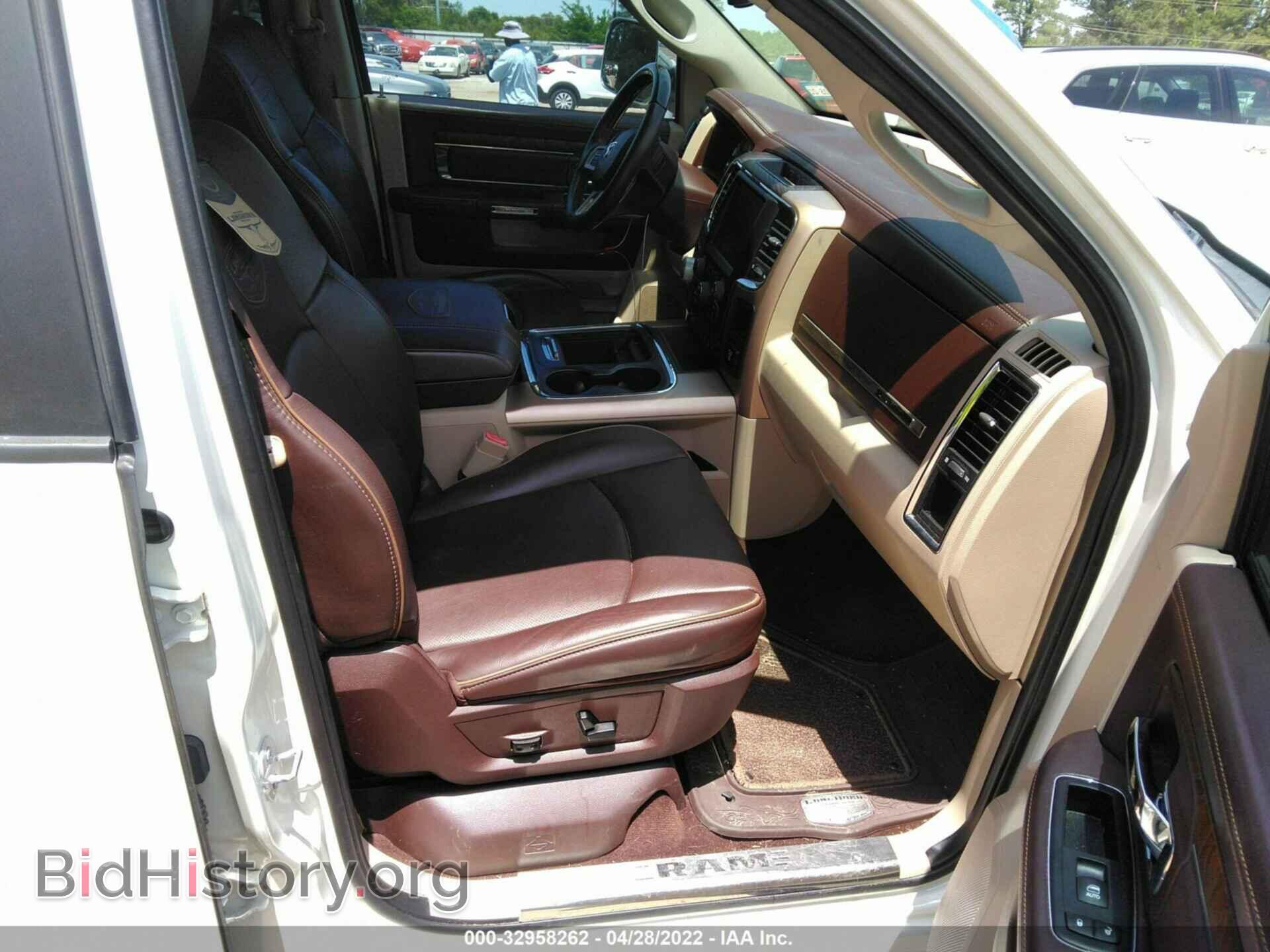 2016 RAM 1500 - VIN: 1C6RR7PMXGS256358 - Фото 5